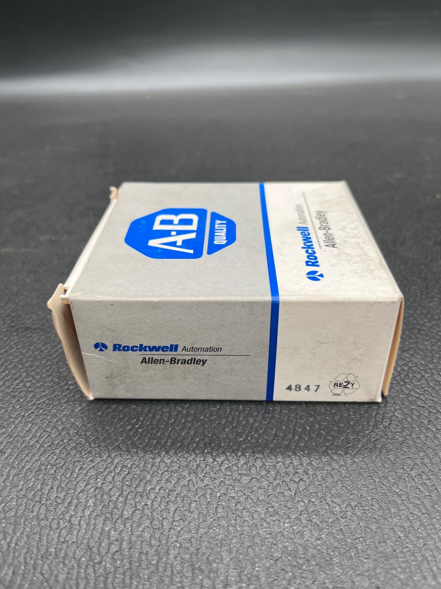 ALLEN BRADLEY 1492-GS2G100 2-Pole Circuit Breaker NEW 1