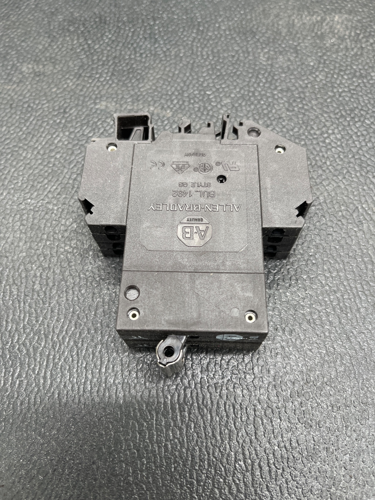 ALLEN BRADLEY 1492-GS2G100 2-Pole Circuit Breaker NEW 3