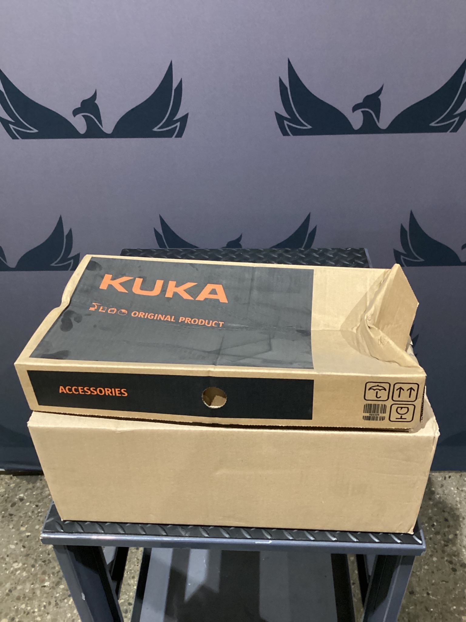 KUKA KR16 L6-2 w/ KR C4 Controls Lincoln R550 Weld Package & TT3A Reamer NEW 7