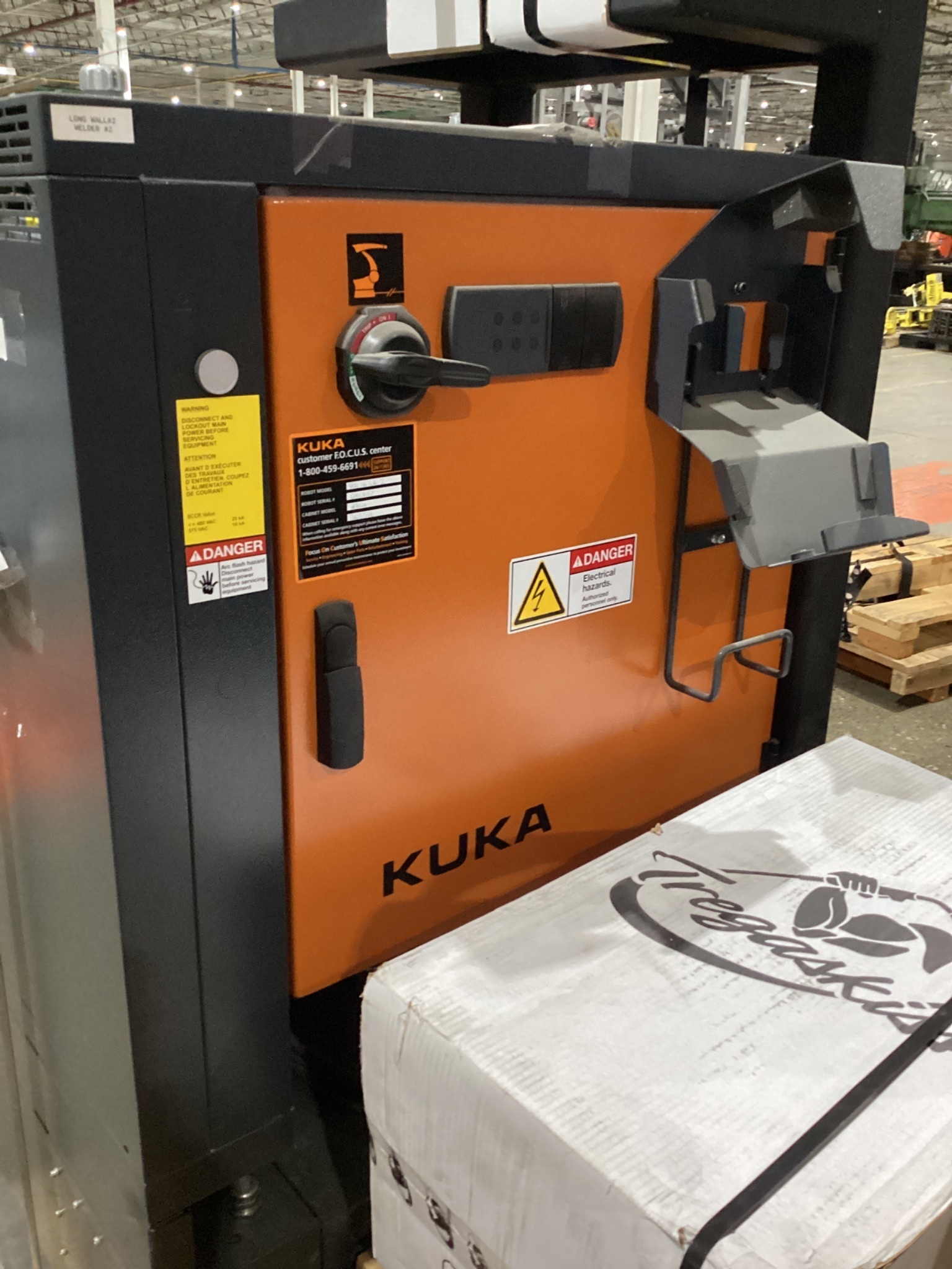 KUKA KR16 L6-2 w/ KR C4 Controls Lincoln R550 Weld Package & TT3A Reamer NEW 6