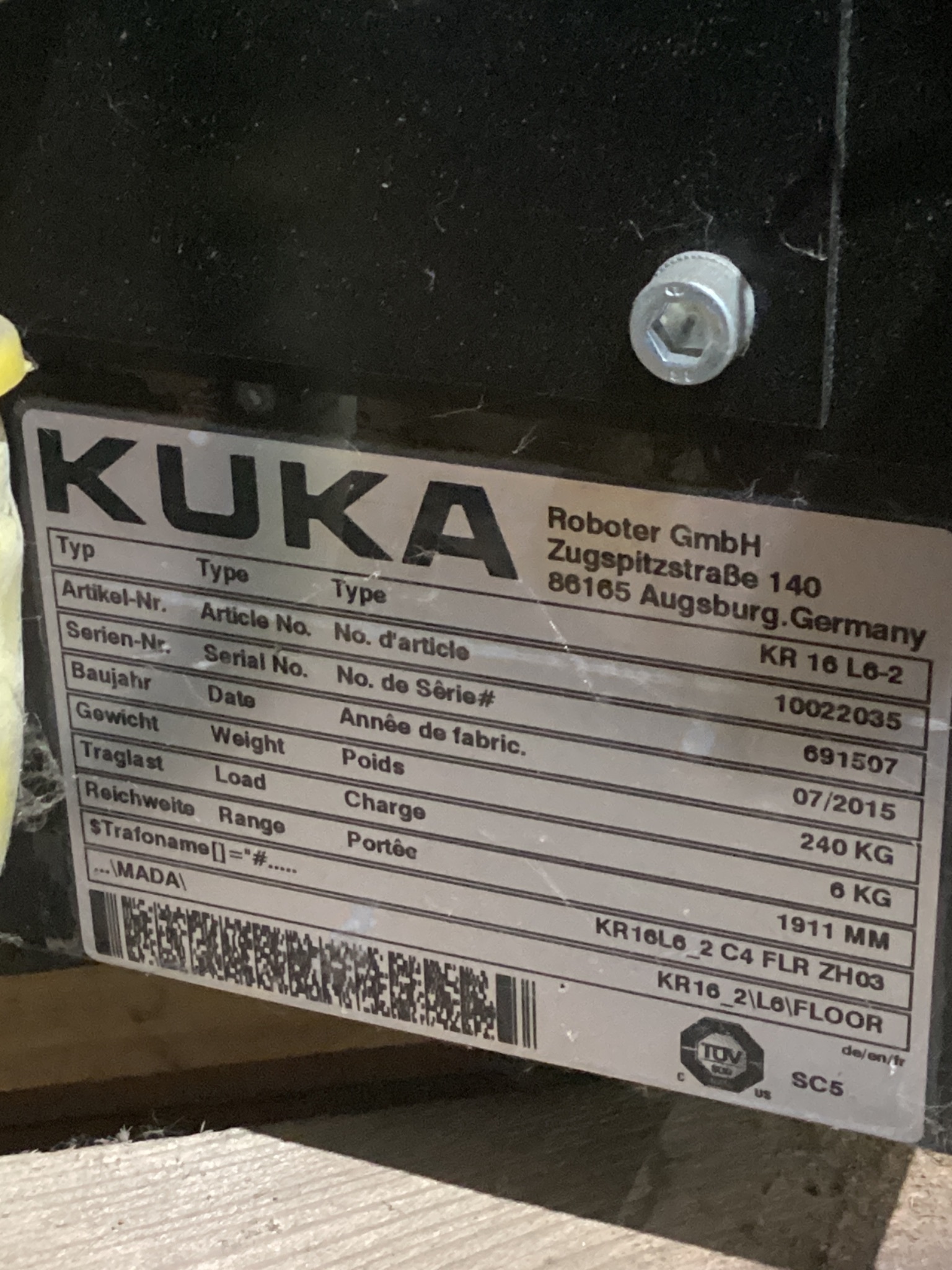 KUKA KR16 L6-2 w/ KR C4 Controls Lincoln R550 Weld Package & TT3A Reamer NEW 8