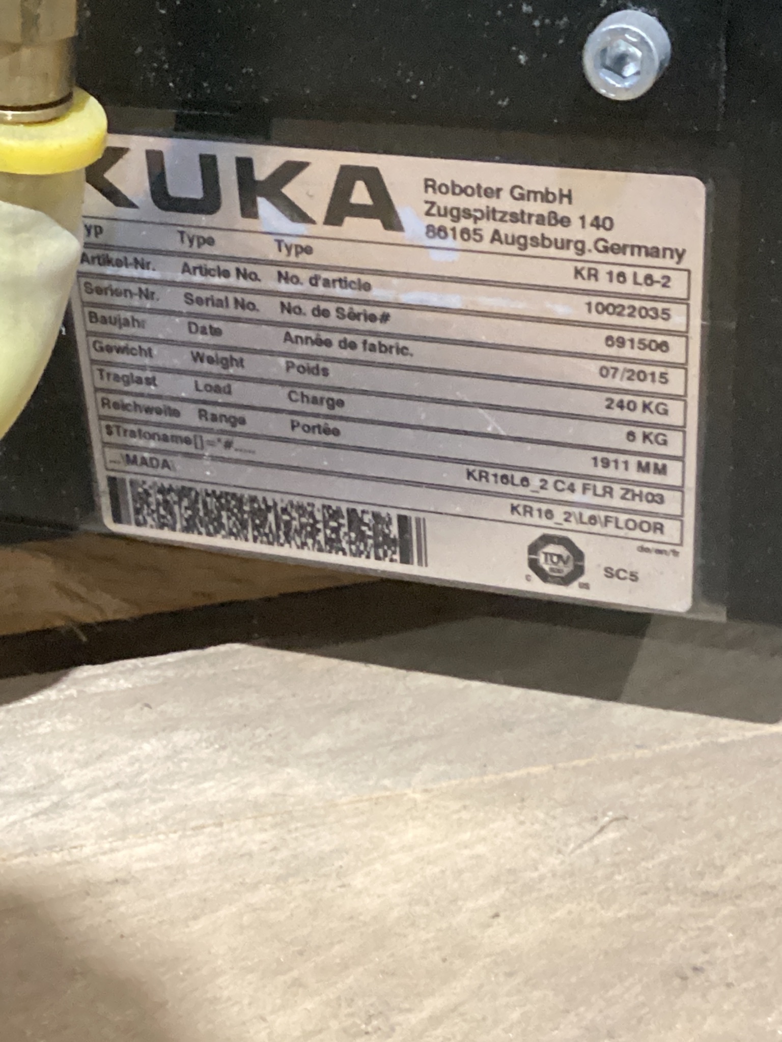 KUKA KR16 L6-2 w/ KR C4 Controls Lincoln R550 Weld Package & TT3A Reamer NEW 7