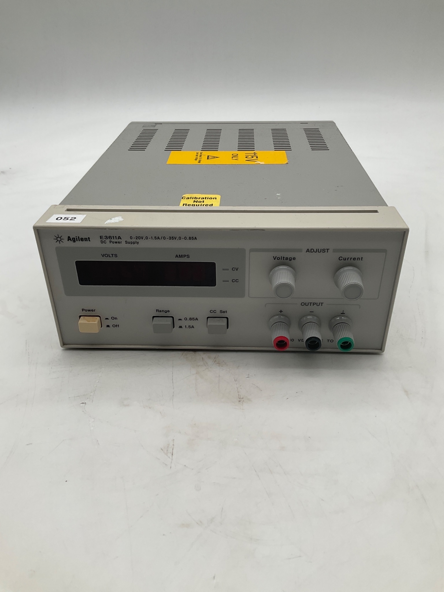 AGILENT E3611A DC Power Supply USED 0