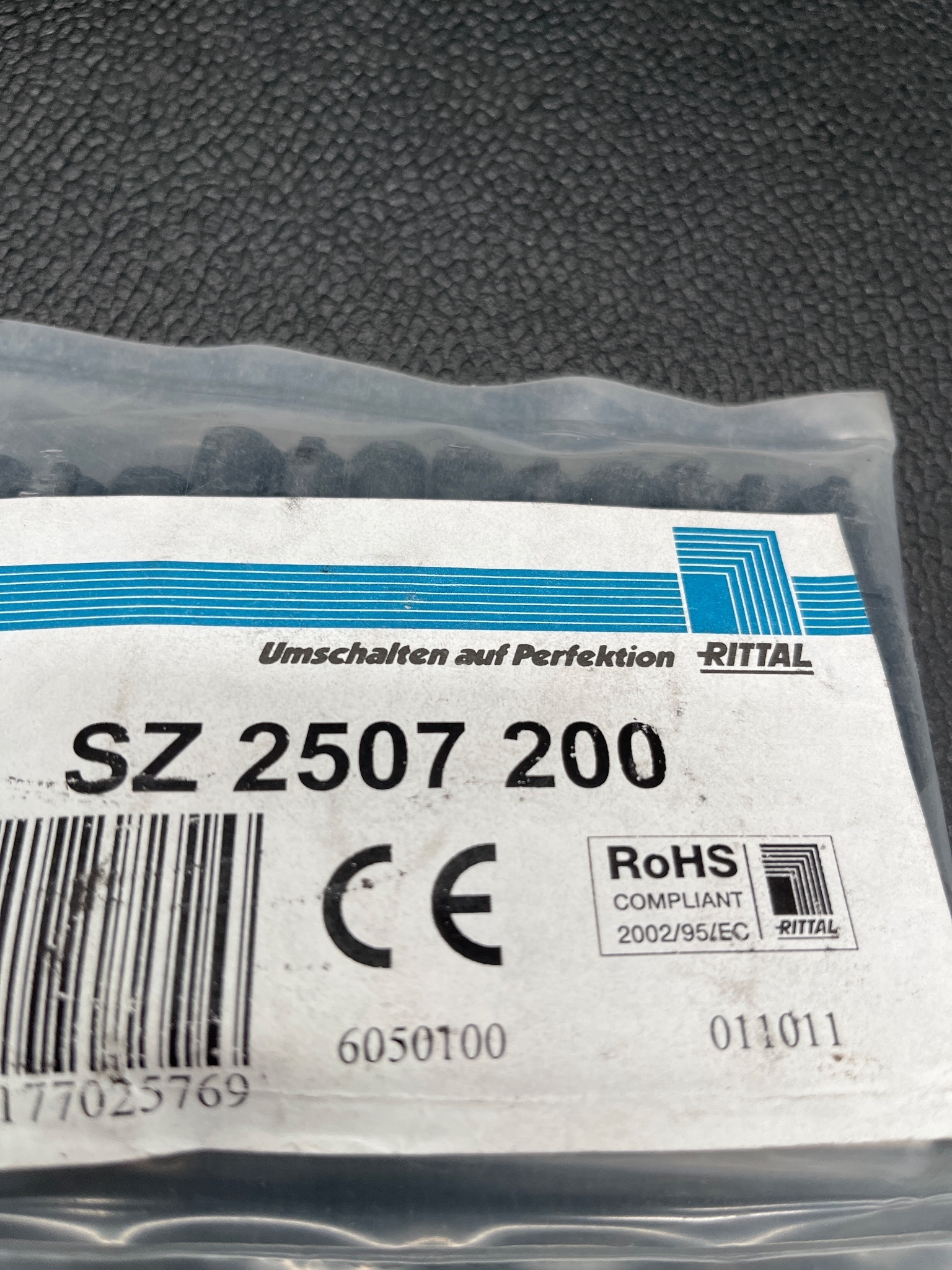 RITTAL SZ 2507.200 Connector Kit NEW 2