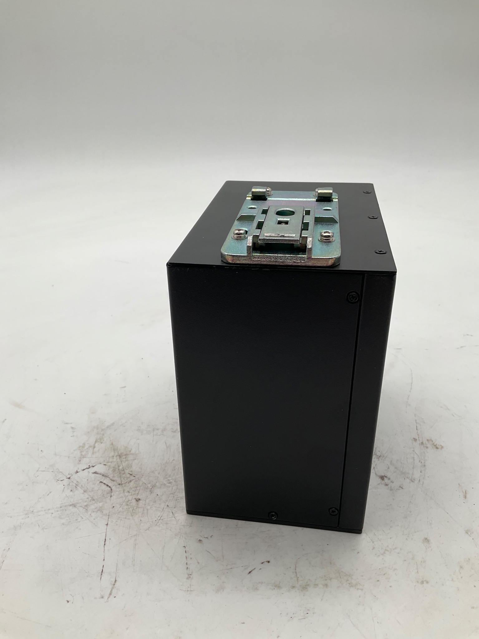 STRIDE SE2-SW16M 16-Port Industrial Ethernet Switch USED 4