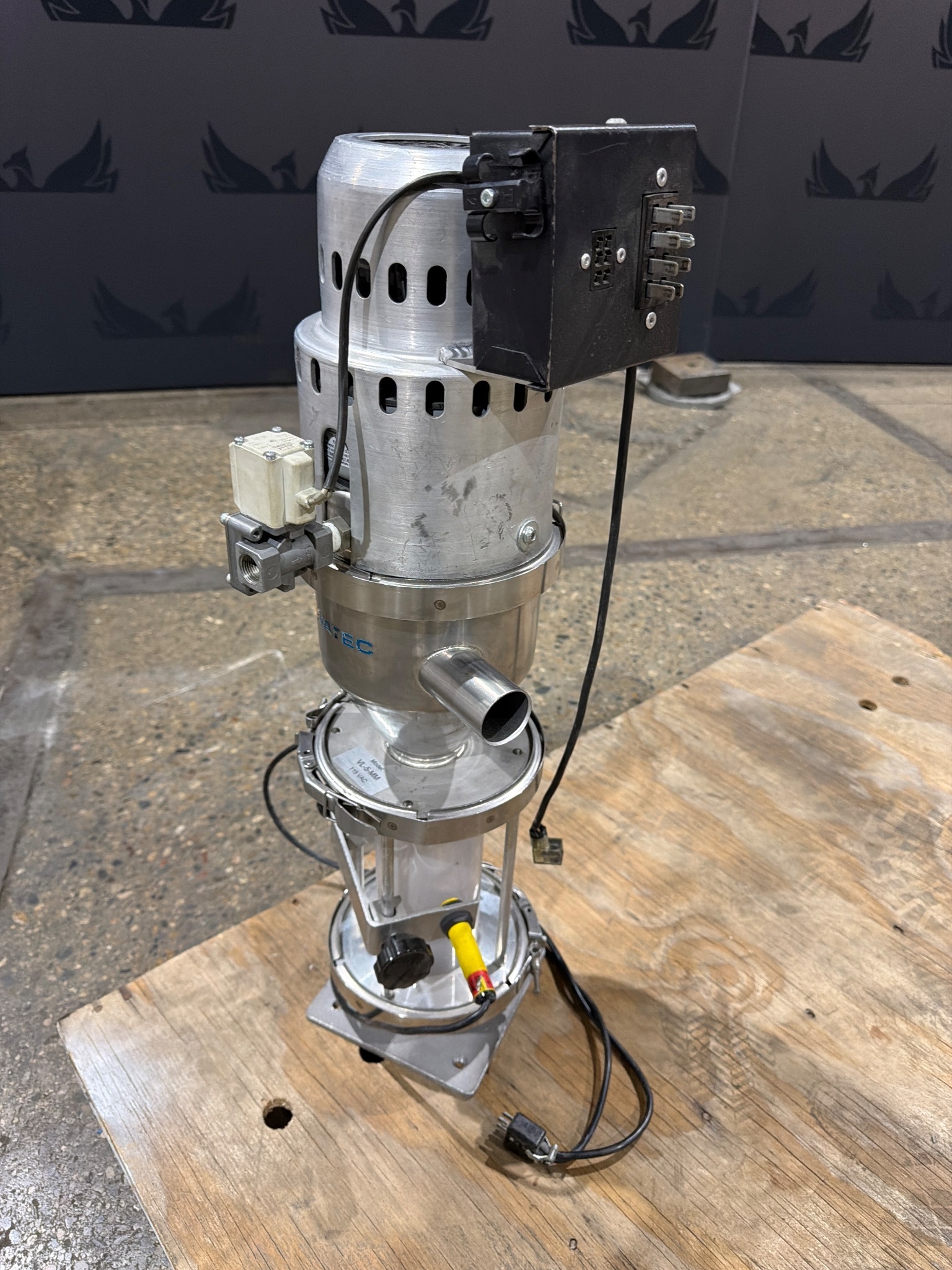 NOVATEC VL-5-MM Vacuum Loader USED 0