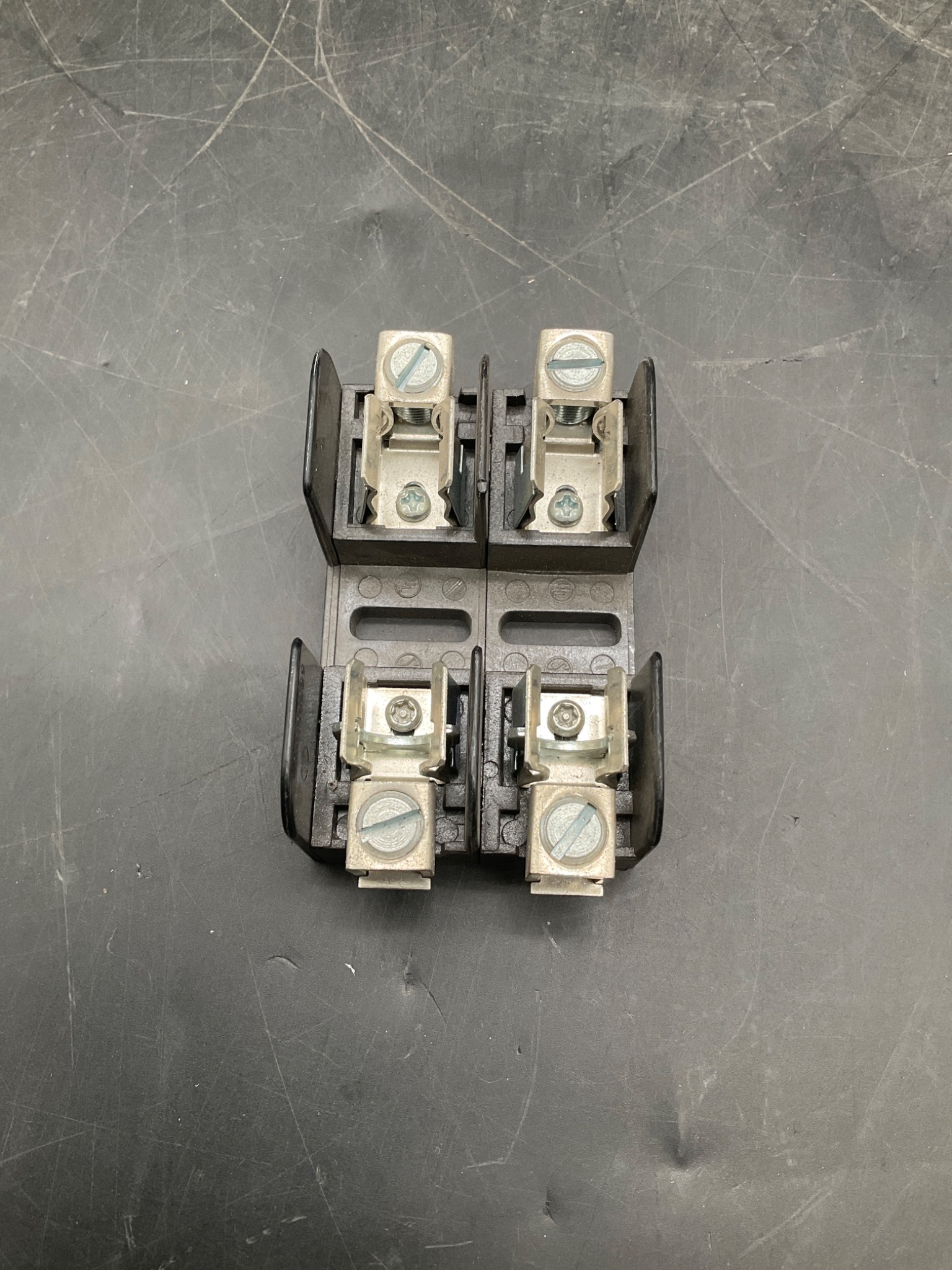 FERRAZ SHAWMUT 20357R 2-Pole Fuse Holder USED 1