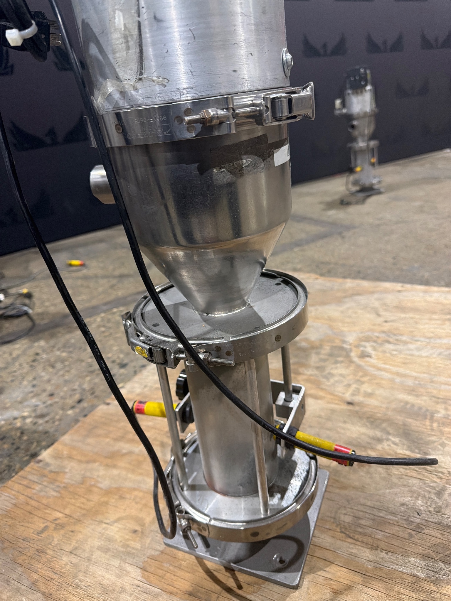NOVATEC VL-5-MM Vacuum Loader USED 2