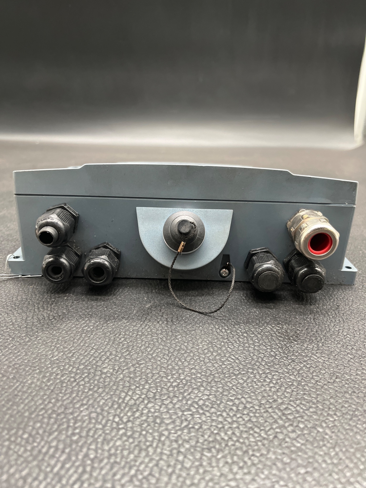 SIEMENS 6AV2 125-2AE23-0AX0 Advanced Connection Box USED 1