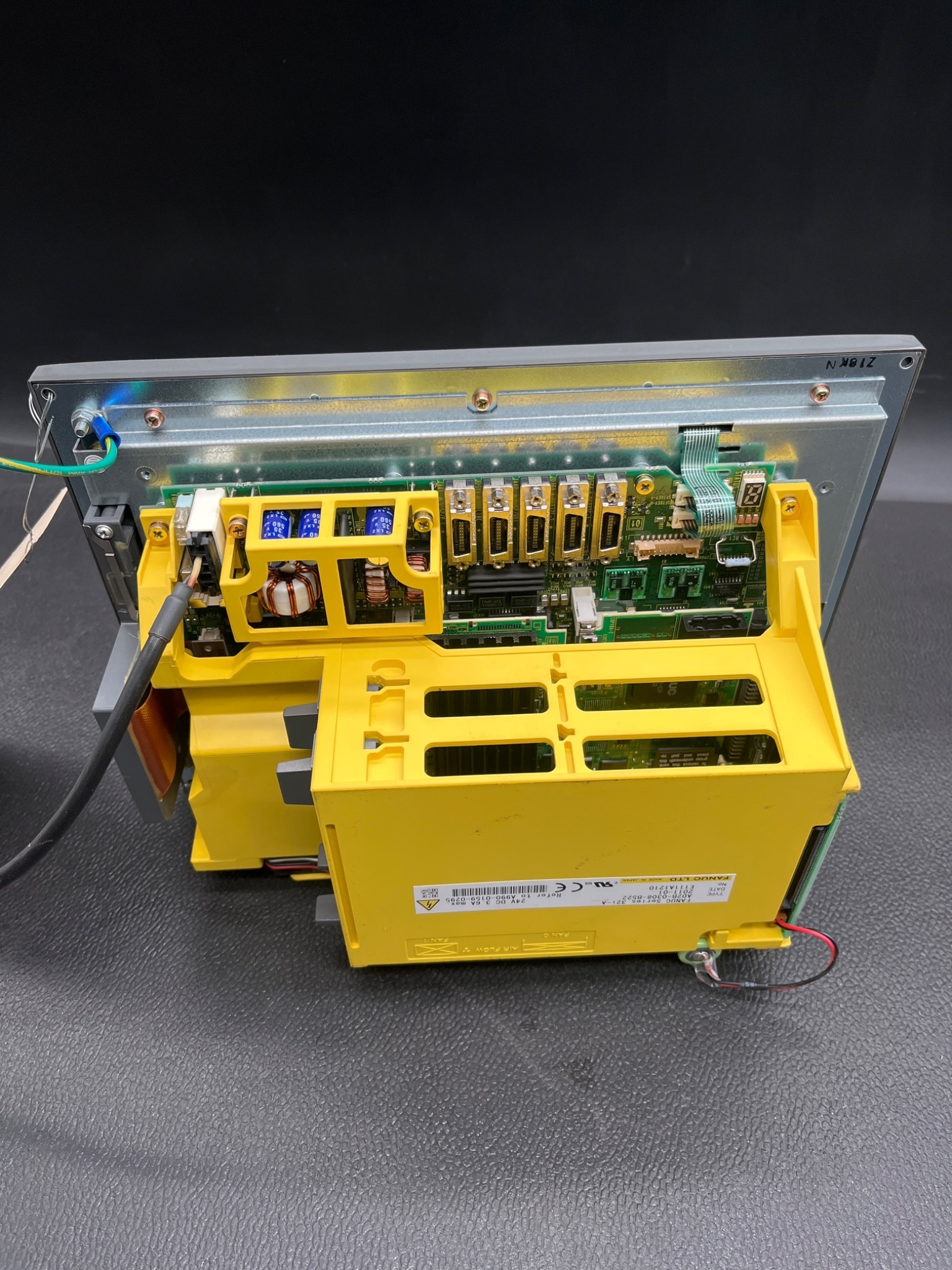 FANUC A02B‑0308‑B522 Series 32i‑A System Display USED 1