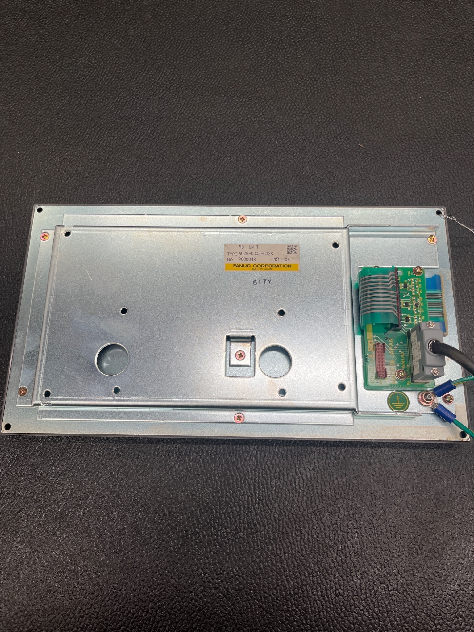 FANUC SERIES 32i-MODEL A CNC CONTROLLER USED 1