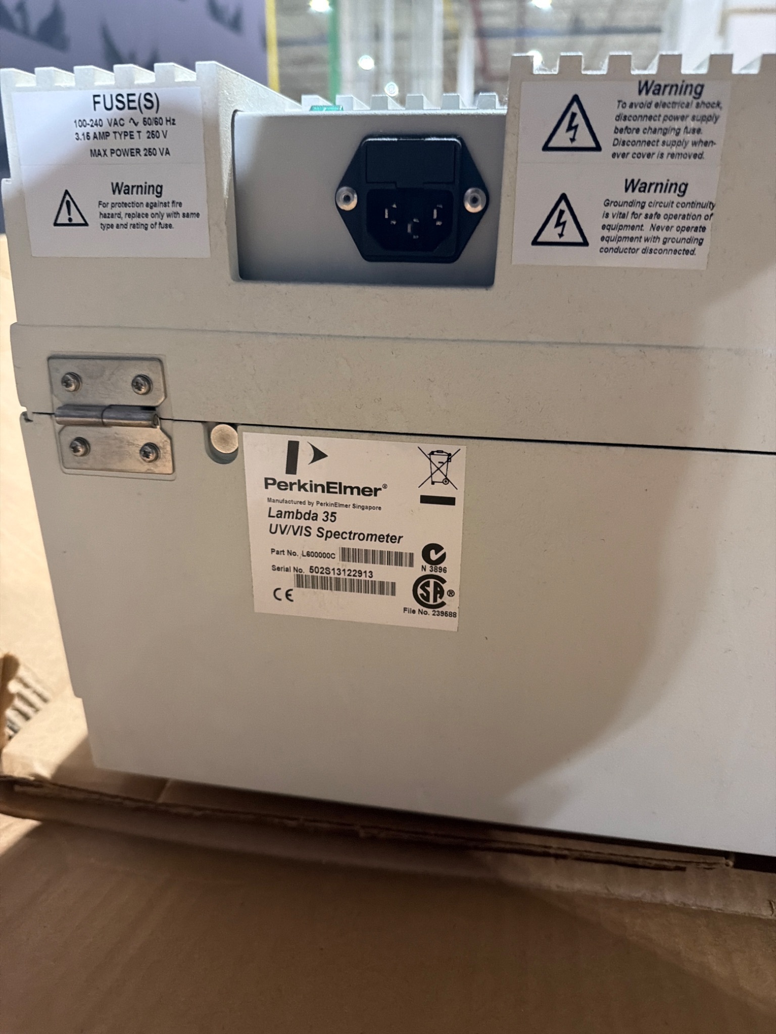 PERKIN ELMER LAMBDA 35 UV/VIS L600000C SPECTROMETERS USED 2