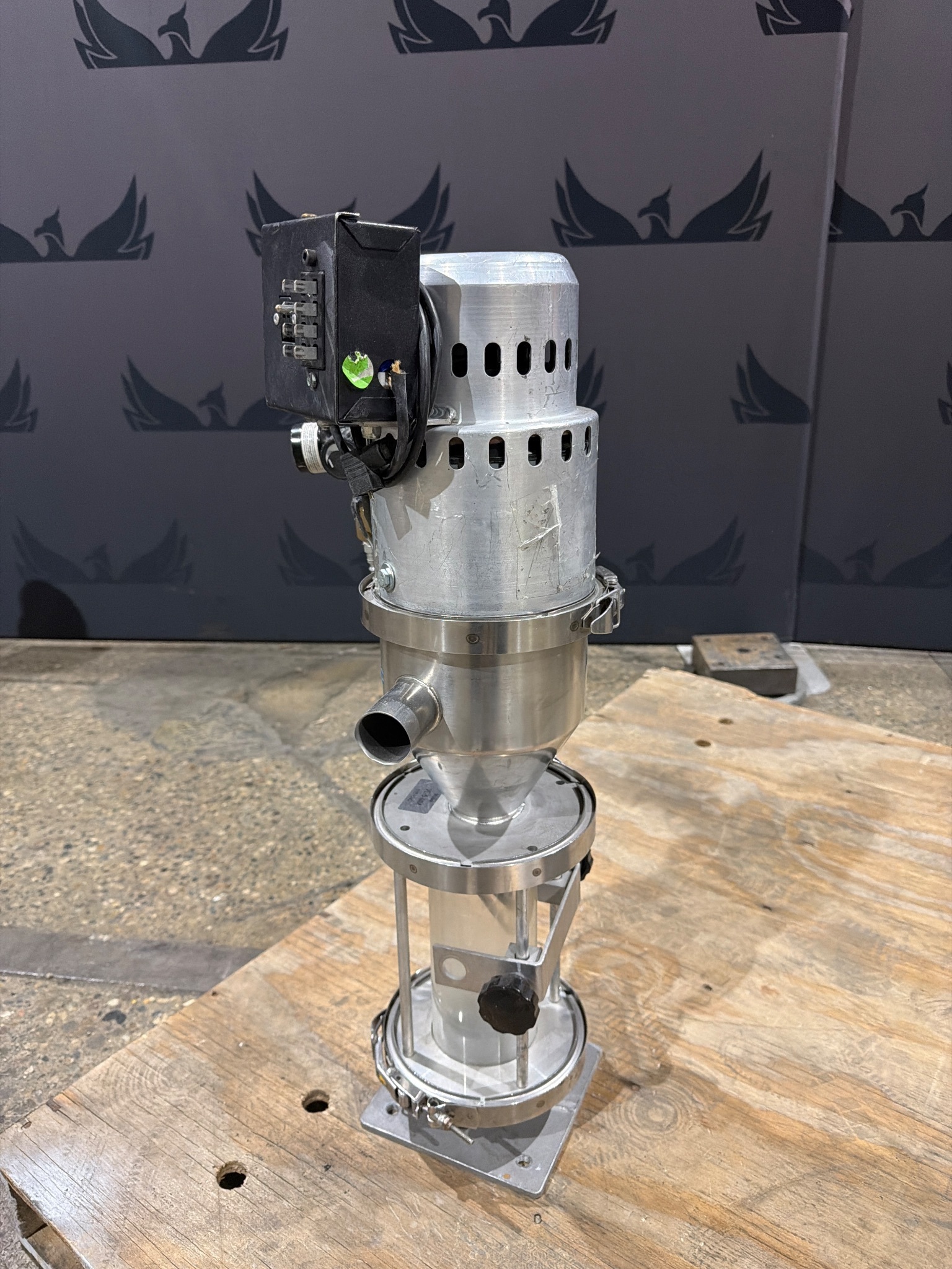 NOVATEC VL-5-MM Vacuum Loader USED 0