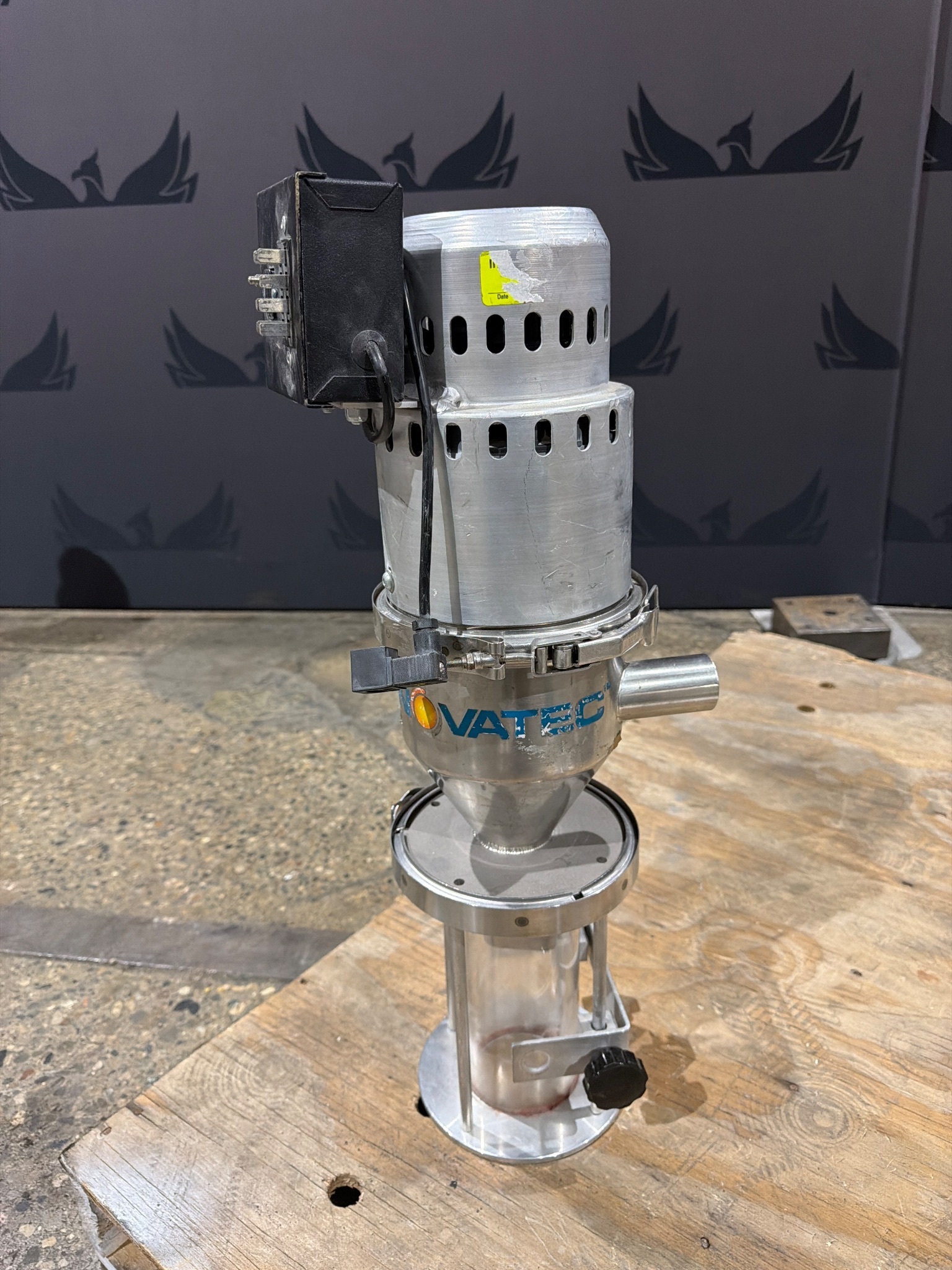 NOVATEC VL-5-MM Vacuum Loader USED 0