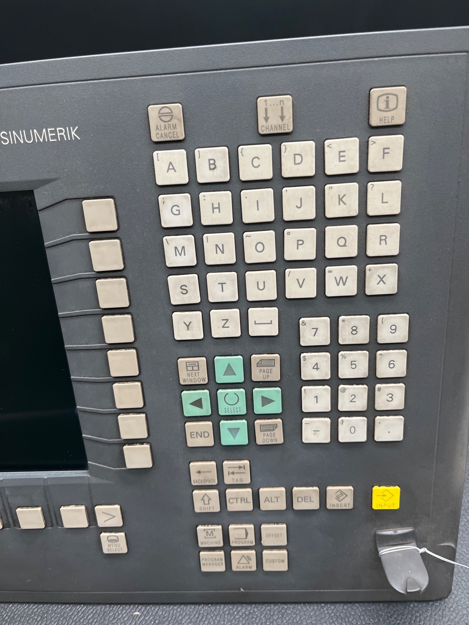 SIEMENS 6FC5210‑0DF25‑2AA0 SINUMERIK PCU 50 1.2GHz HMI USED 3