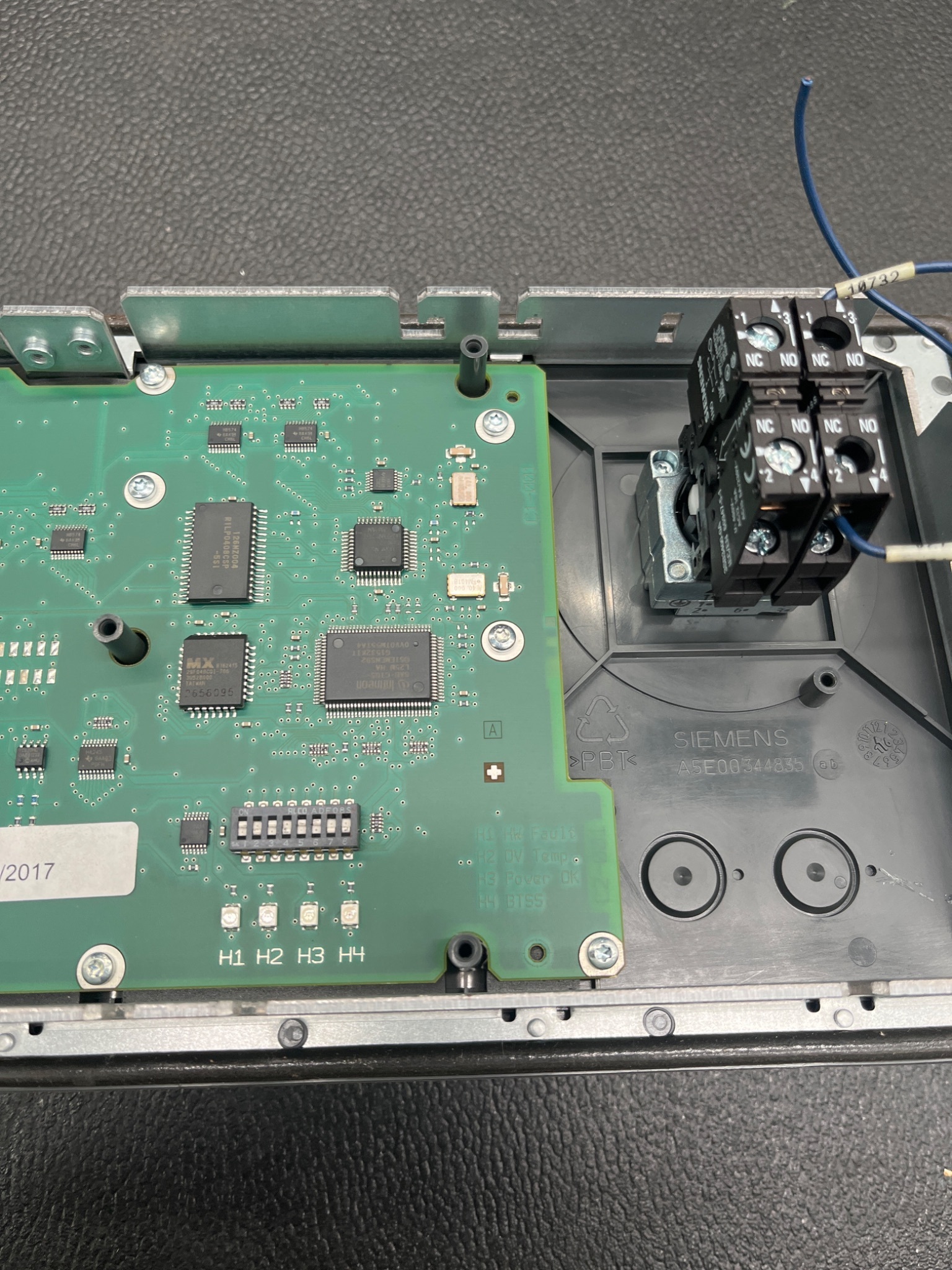 SIEMENS 6FC5203‑0AF22‑0AA2 SINUMERIK KEY MPI USED 7