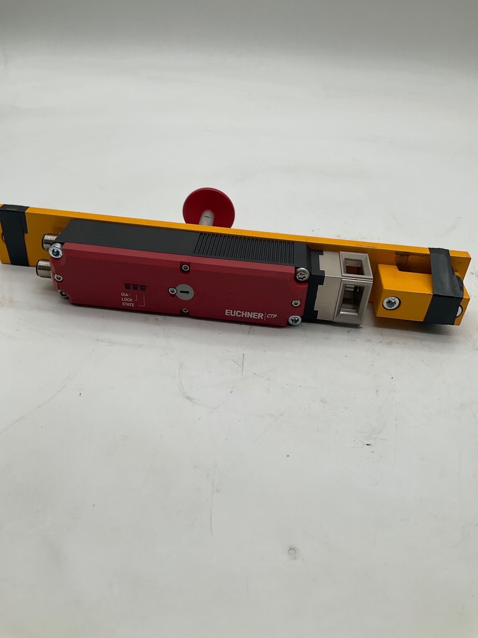 EUCHNER CTP‑L1‑AP‑U‑HA‑AE‑SII‑129478 Safety Switch USED 3
