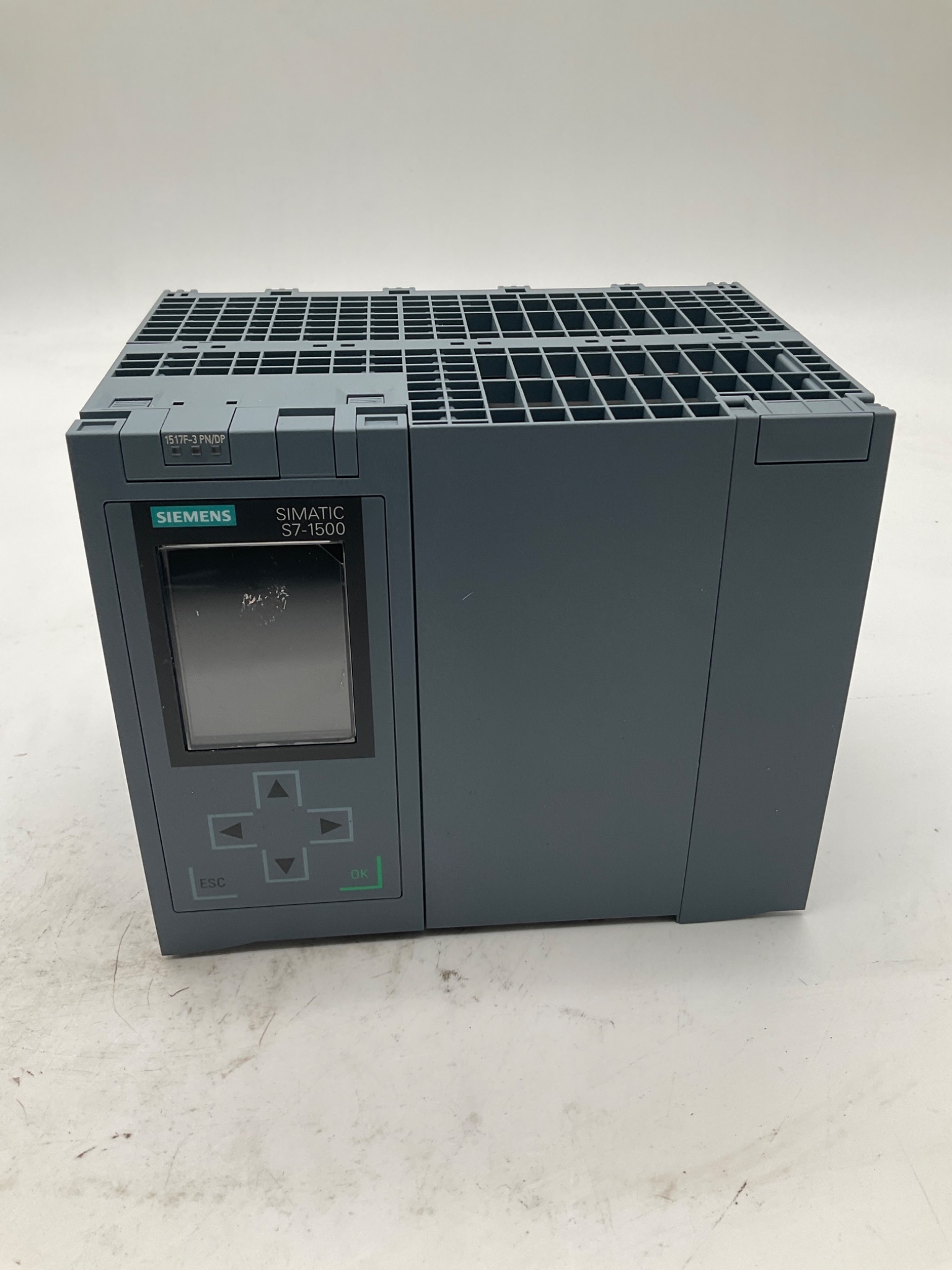 SIEMENS 6ES7517‑3FP00‑0AB0 SIMATIC S7‑1500 CPU 1517‑3 PN/DP USED 0
