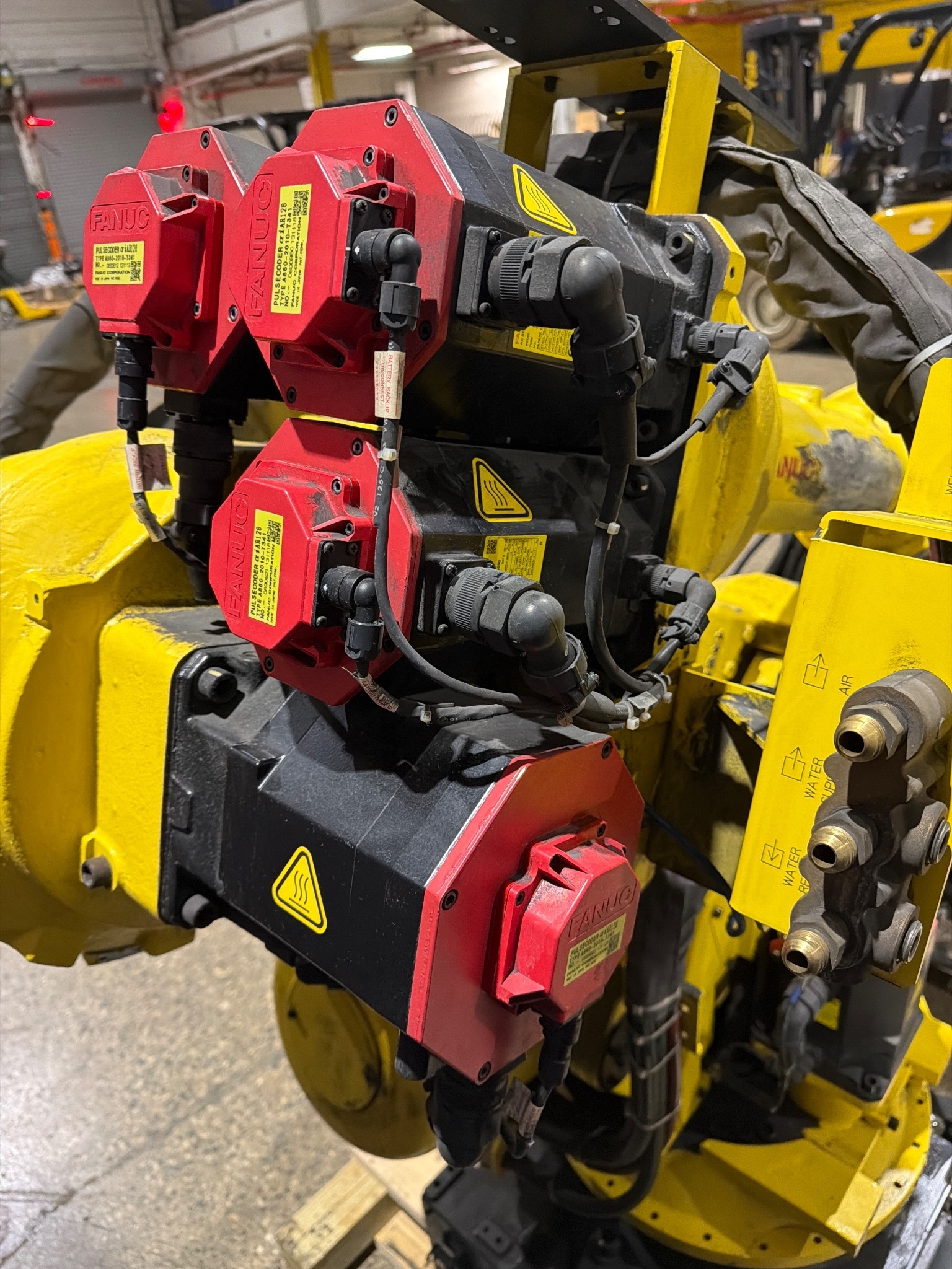 FANUC R-2000iB/210F Complete w/ R-30iB Controls USED 5