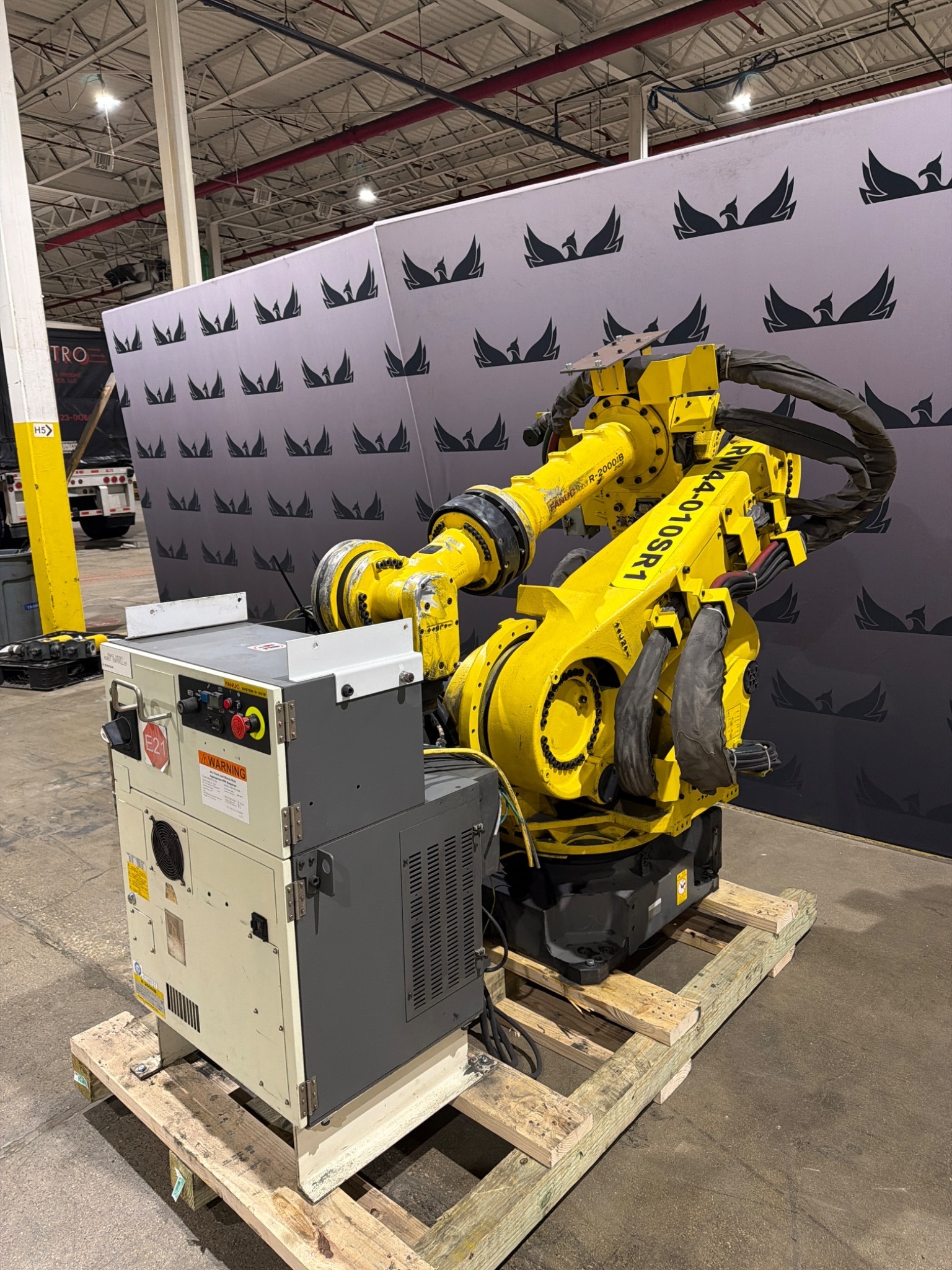FANUC R-2000iB/210F Complete w/ R-30iB Controls USED 1