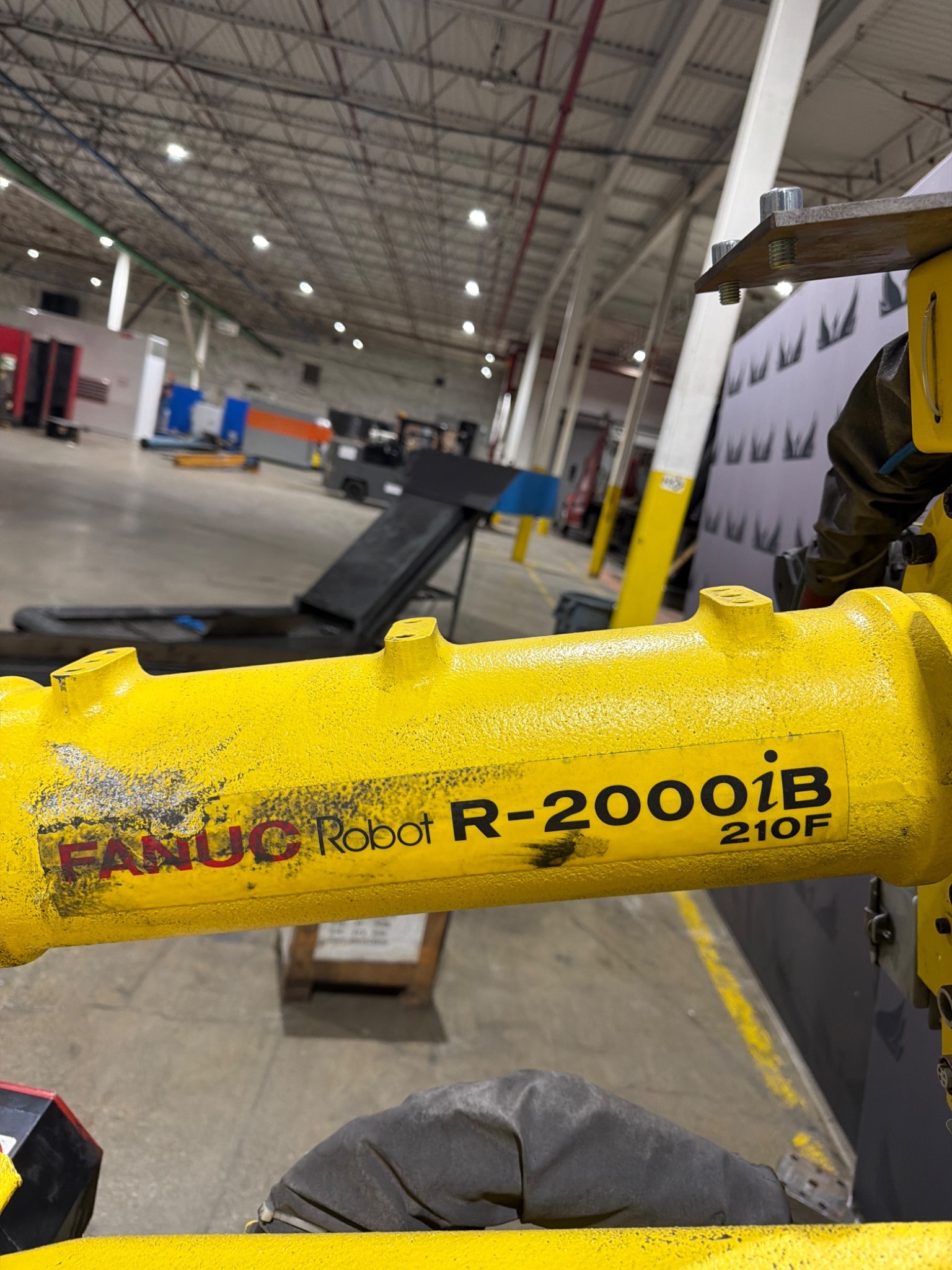 FANUC R-2000iB/210F Complete w/ R-30iB Controls USED 5