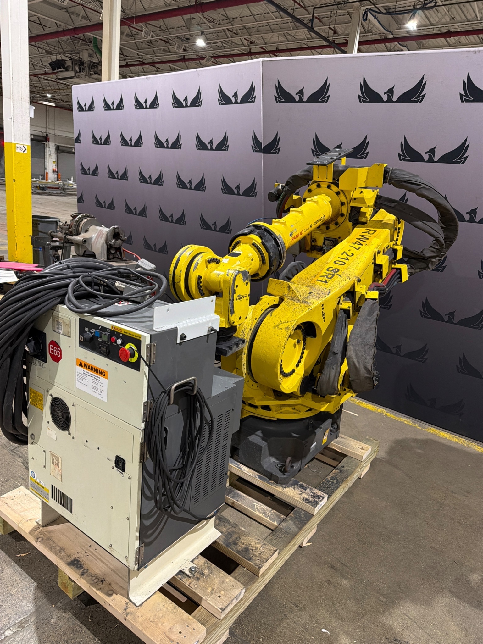 FANUC R-2000iB/210F Complete w/ R-30iB Controls USED 3