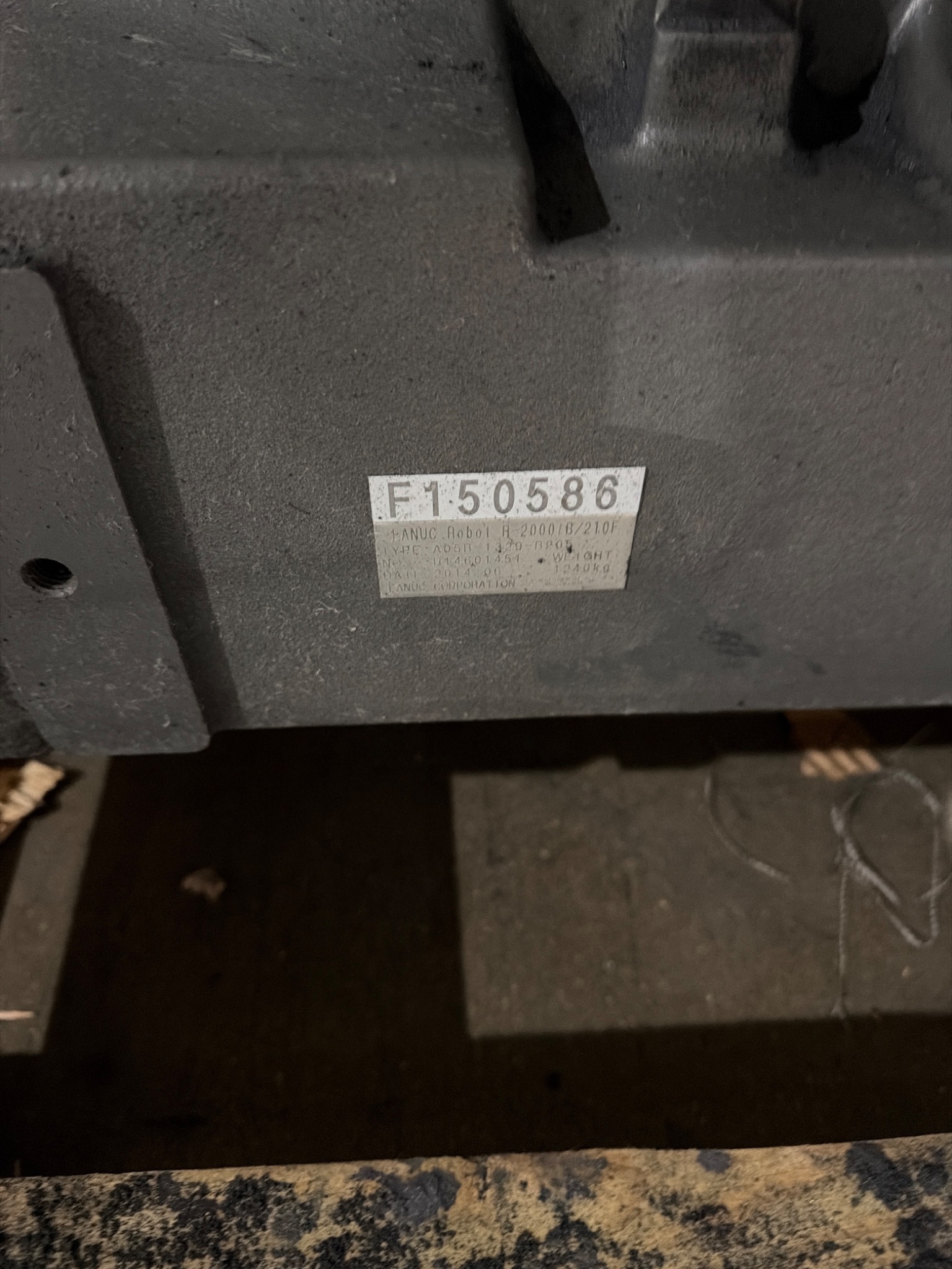 FANUC R-2000iB/210F Complete w/ R-30iB Controls USED 10