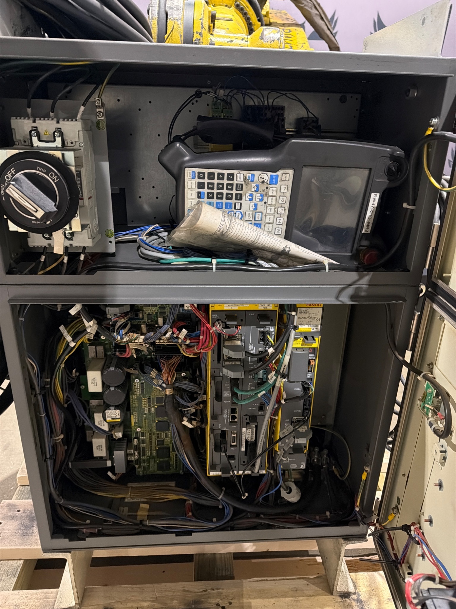 FANUC R-2000iB/210F Complete w/ R-30iB Controls USED 4