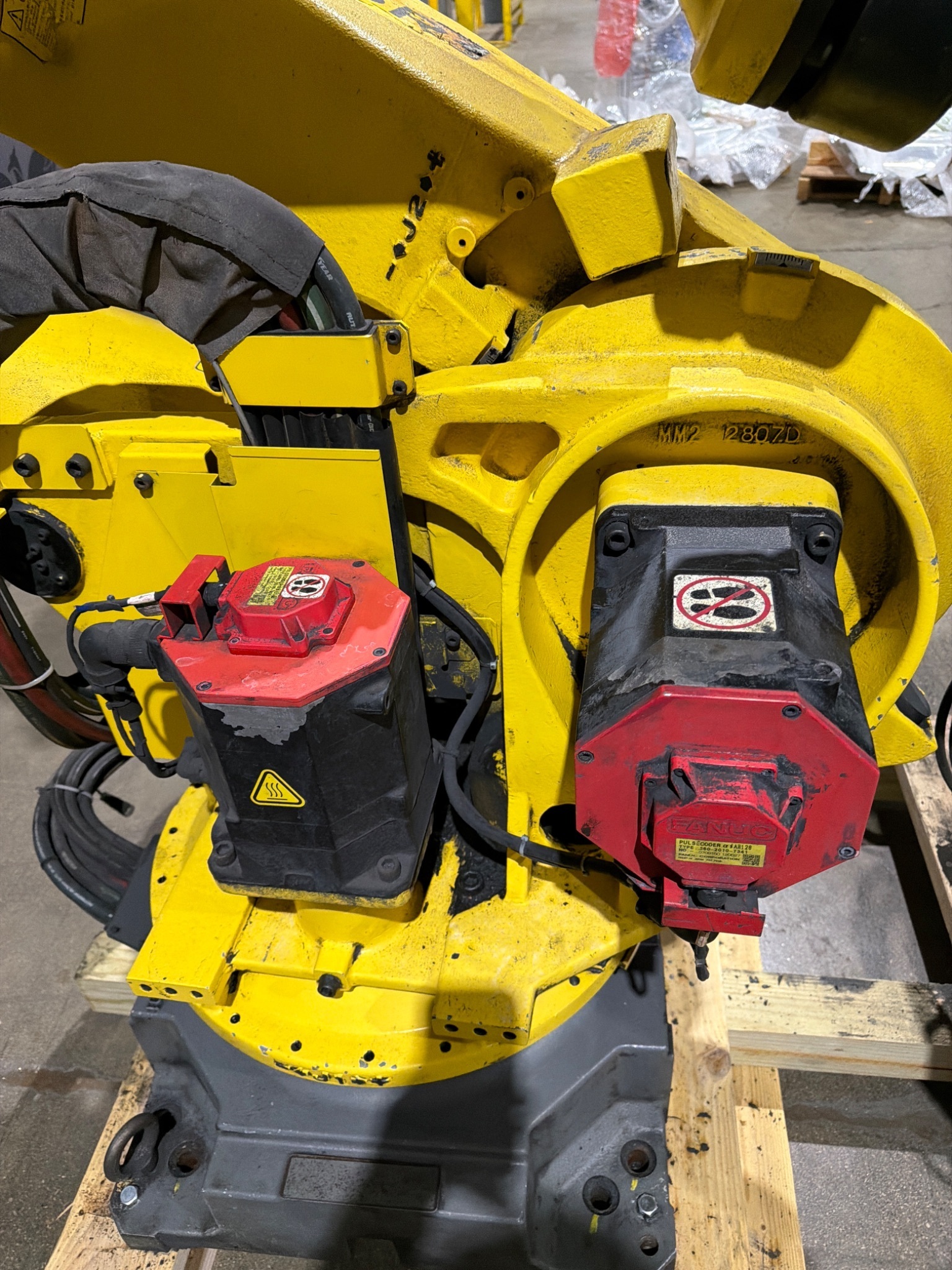 FANUC R-2000iB/210F Complete w/ R-30iB Controls USED 5