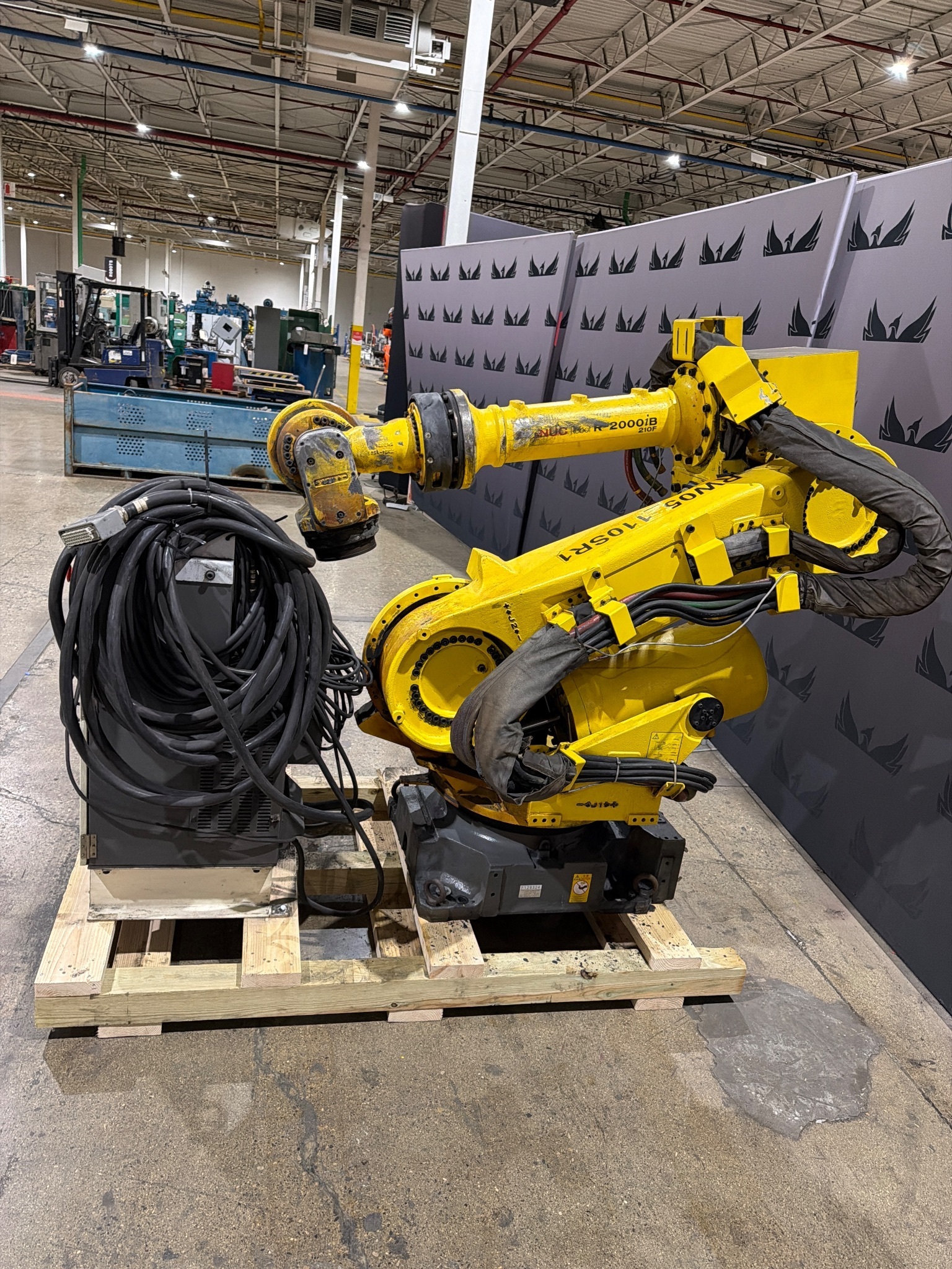 FANUC R-2000iB/210F Complete w/ R-30iB Controls USED 1