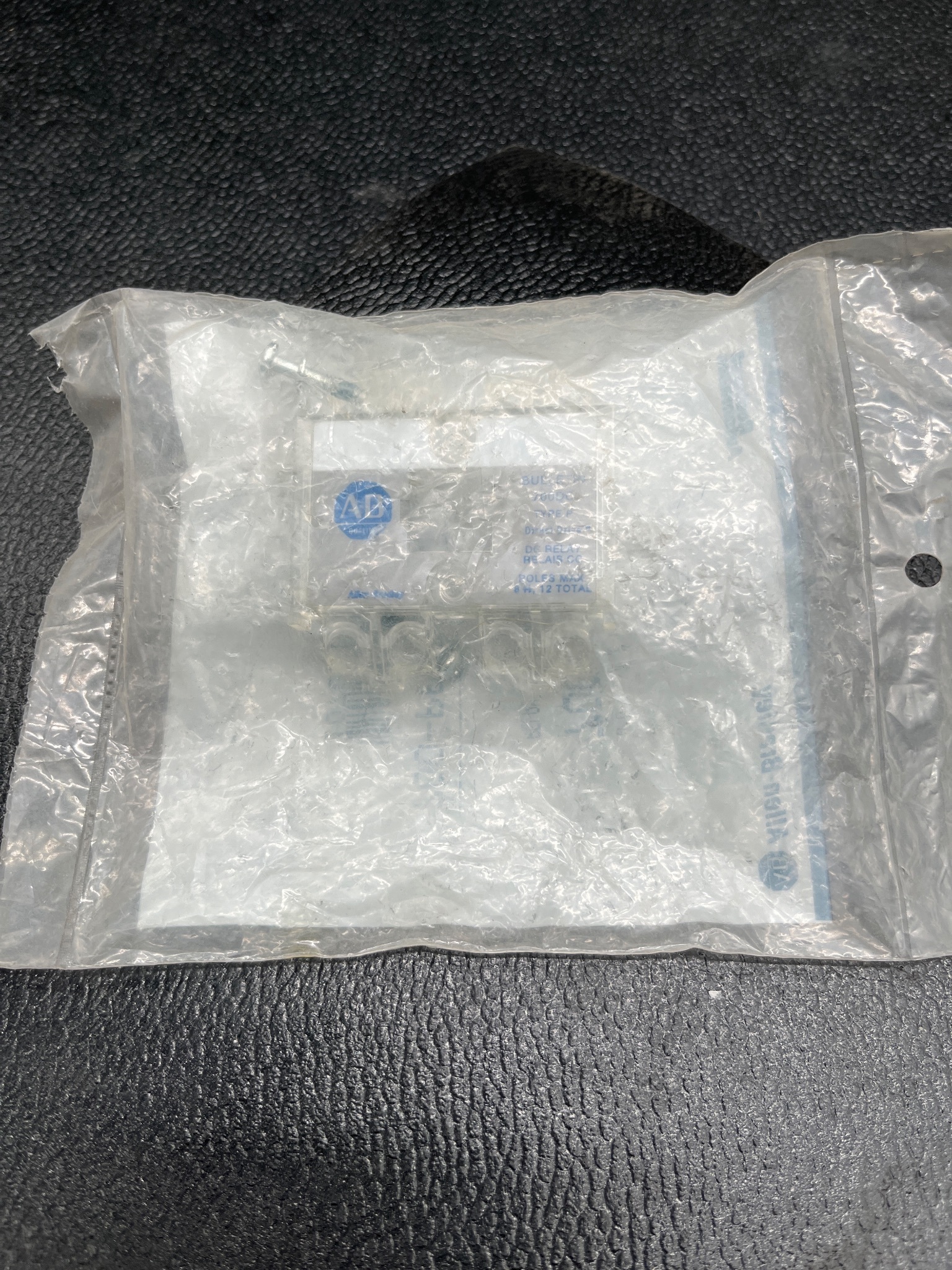 ALLEN BRADLEY 700-PFSDCT Relay Accessory NEW (LOT OF 5) 1