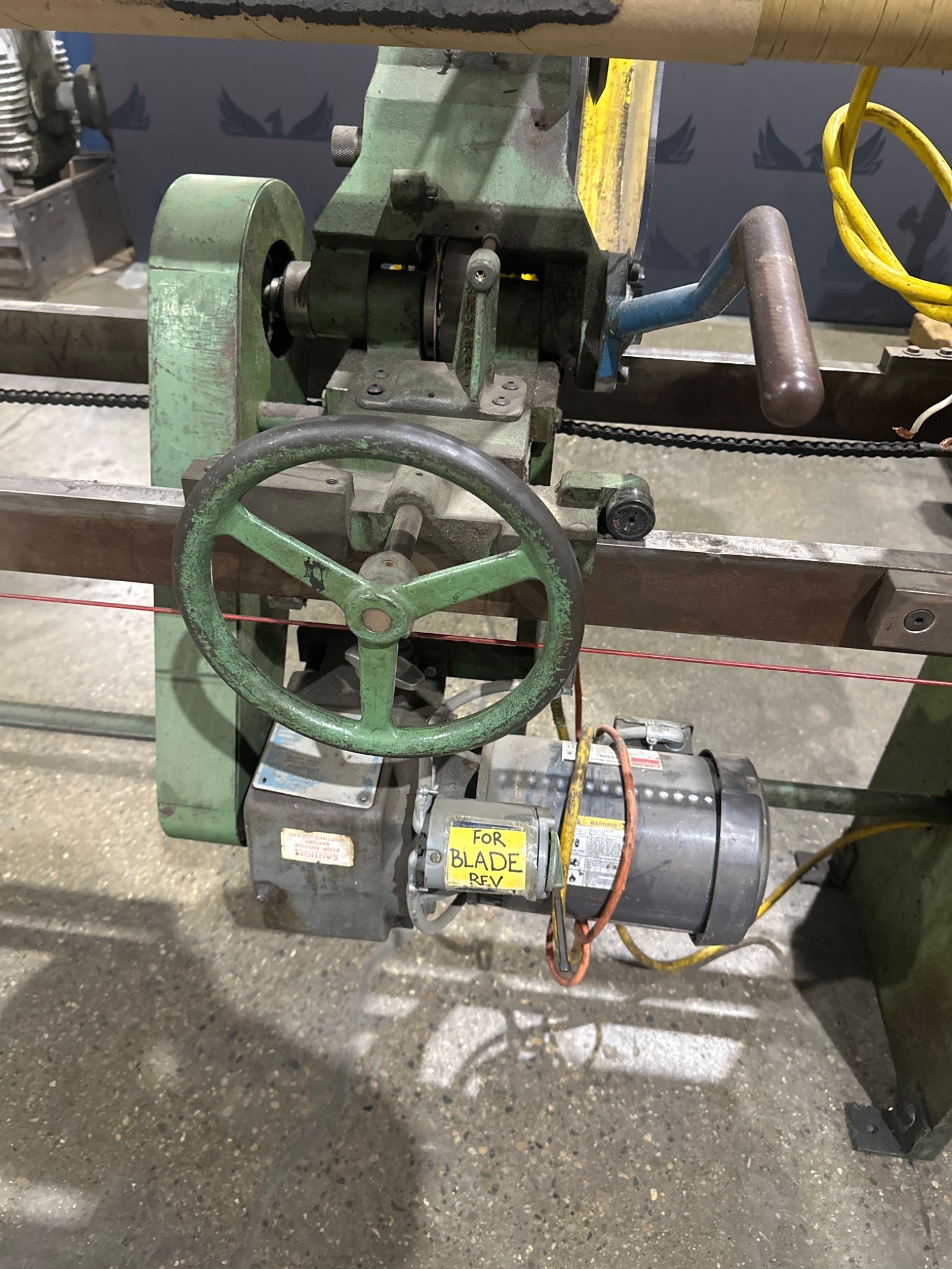 LEVER SK61 459 PAPER CORE CUTTER USED 2