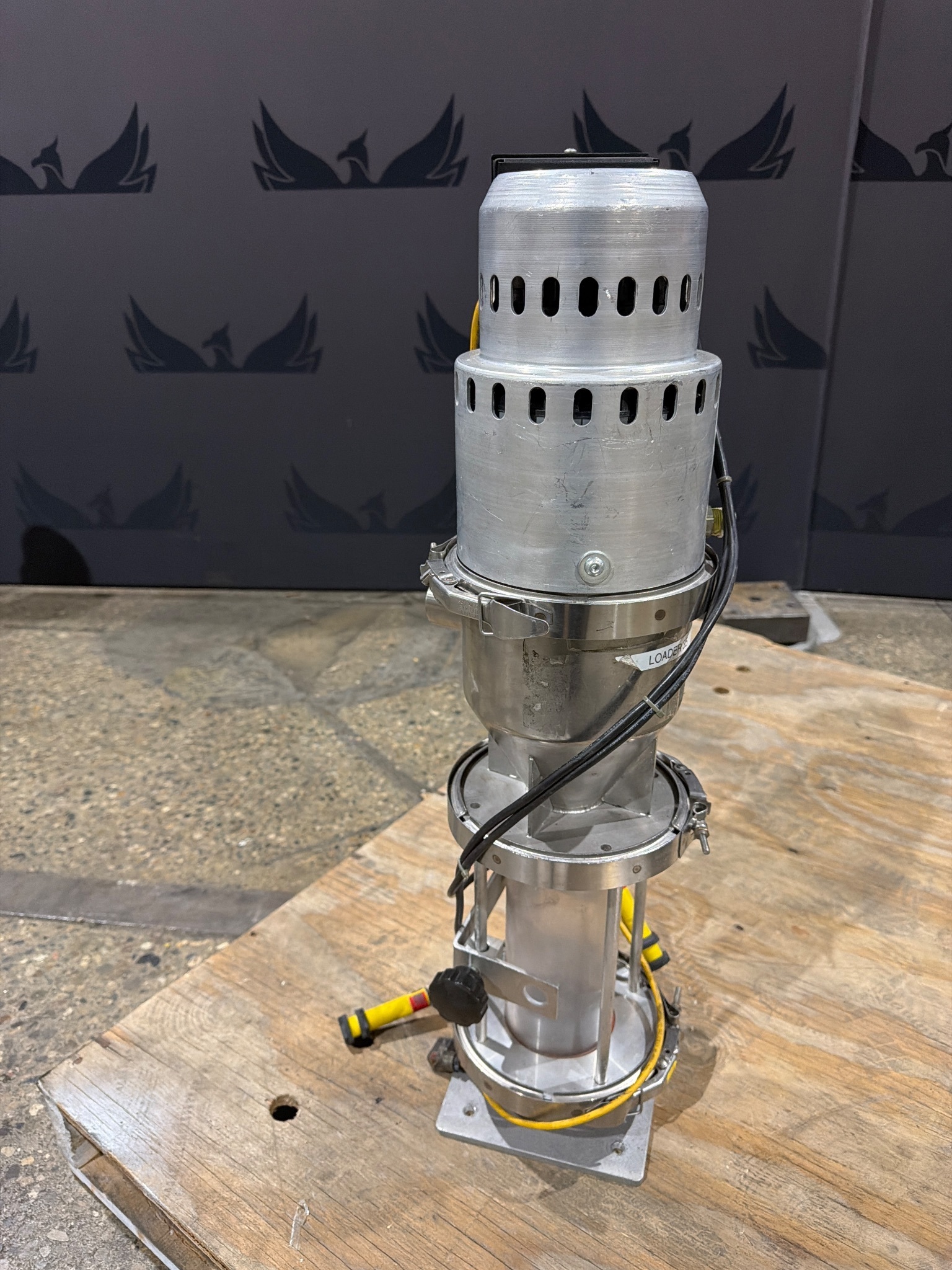 NOVATEC VL-5-MM Vacuum Loader w/ Glass Hopper USED 1