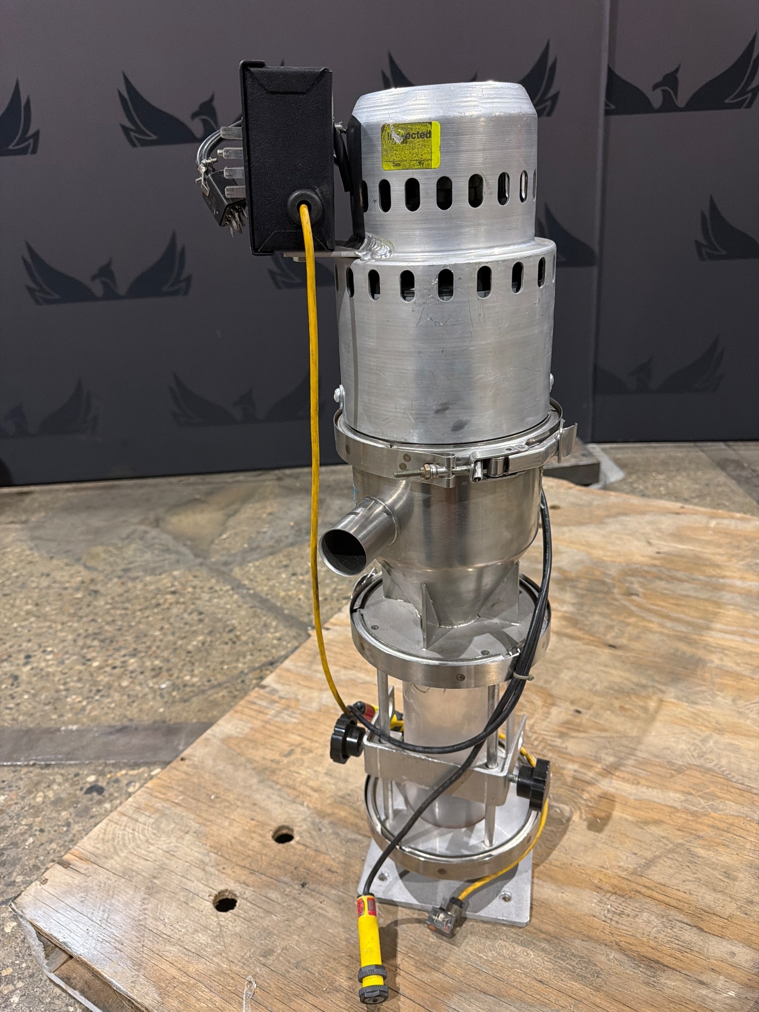 NOVATEC VL-5-MM Vacuum Loader w/ Glass Hopper USED 2