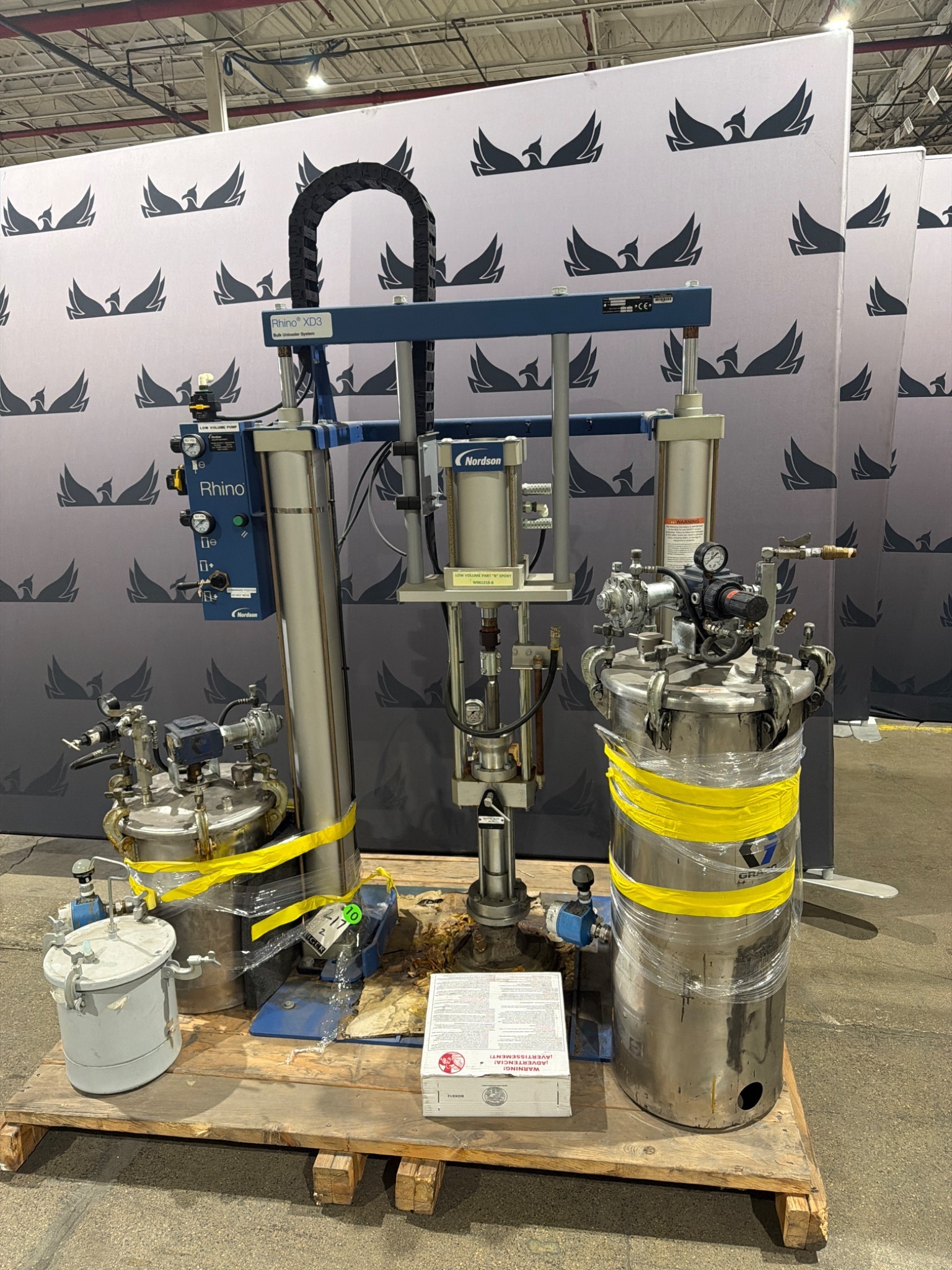 NORDSON RHINO XD3 BULK UNLOADER LOW VOLUME PUMP SYSTEM USED 0