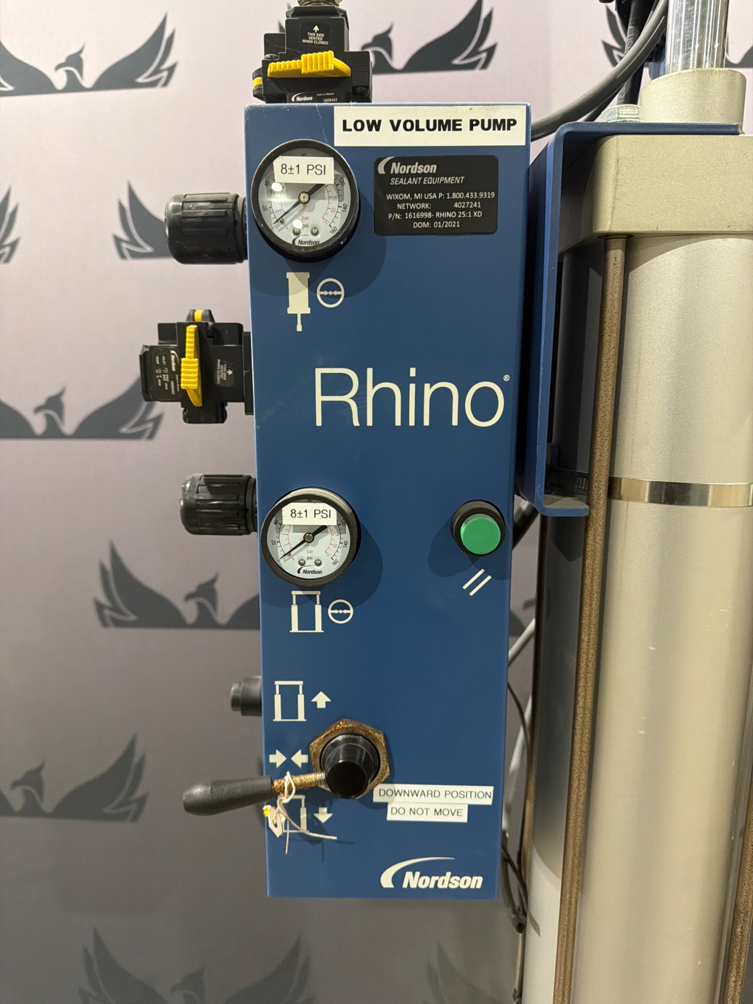 NORDSON RHINO XD3 BULK UNLOADER LOW VOLUME PUMP SYSTEM USED 3