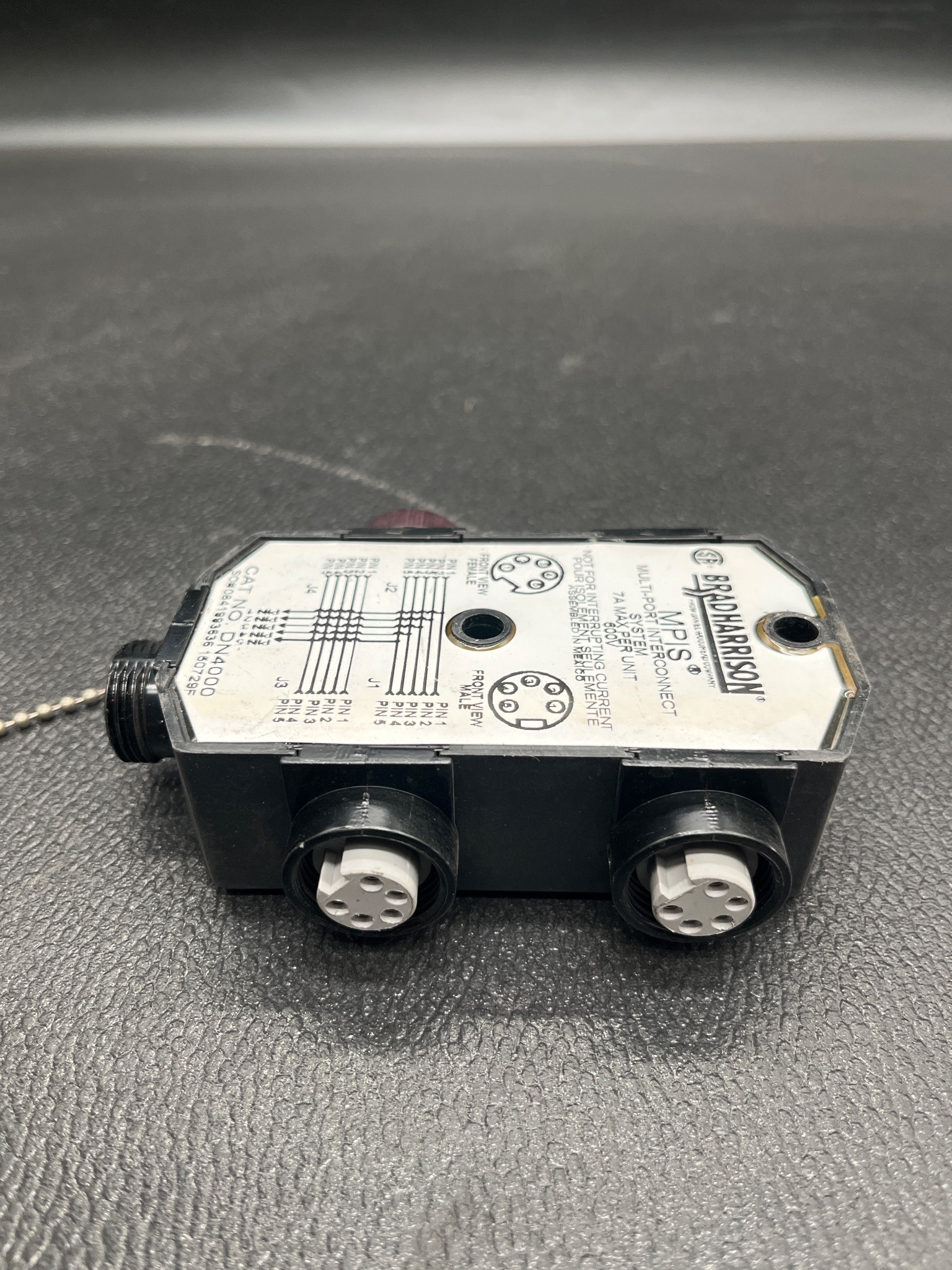 BRAD HARRISON DN4000 Multi-Port Interconnect System USED 1