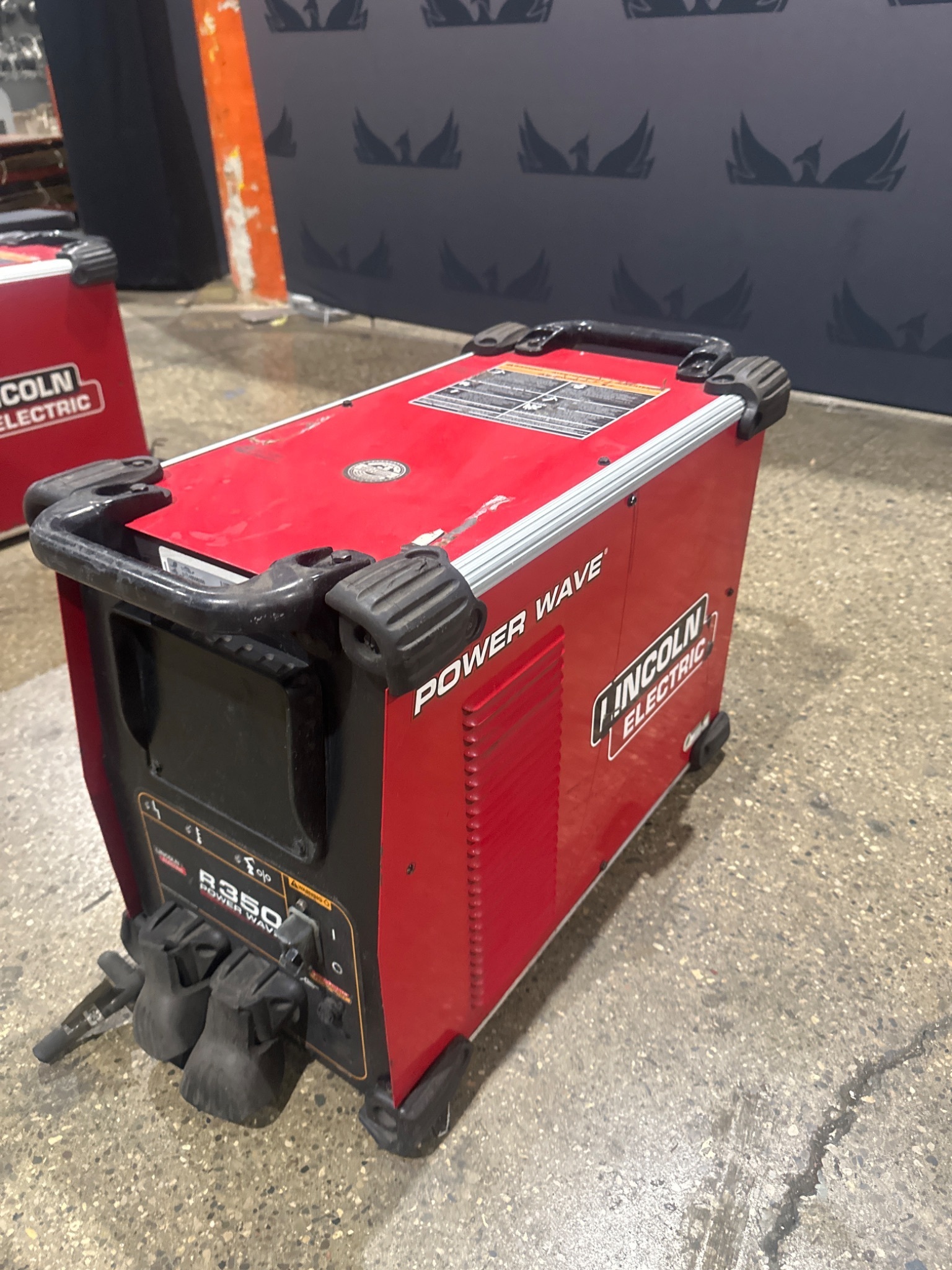 LINCOLN ELECTRIC PowerWave R350 Welder USED 3
