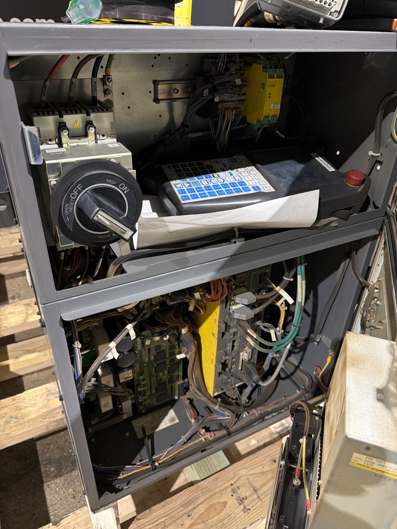 FANUC R-2000iB/210F Complete w/ R-30iB Controls USED 7