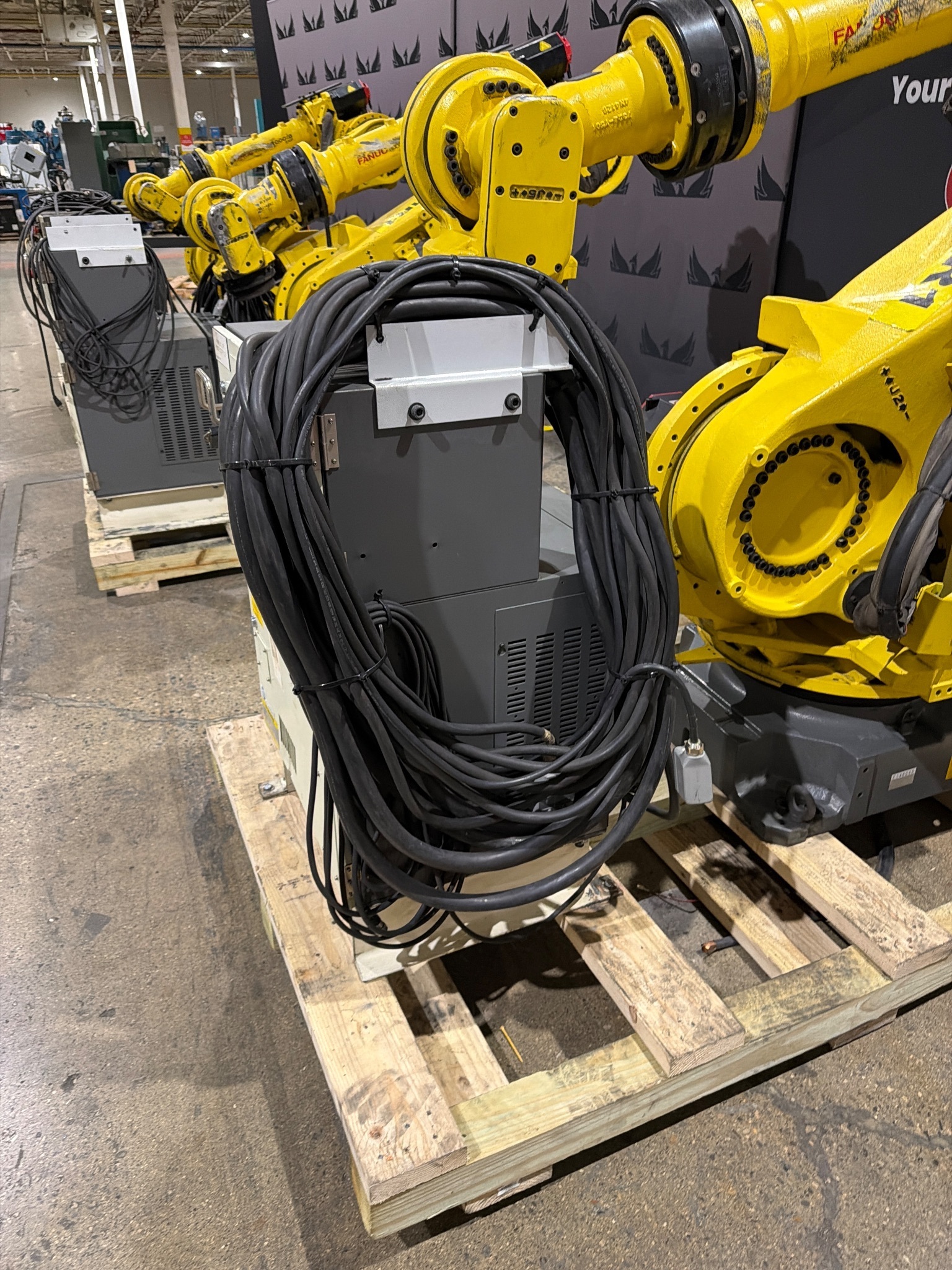 FANUC R-2000iB/210F Complete w/ R-30iB Controls USED 10