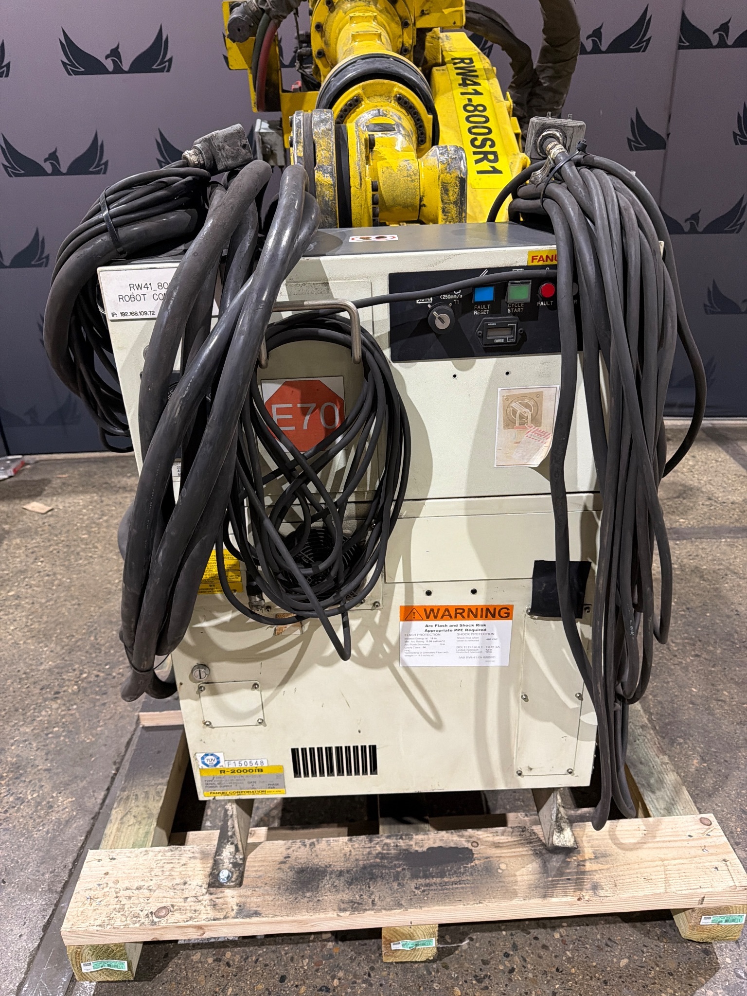 FANUC R-2000iB/210F Complete w/ R-30iB Controls USED 10