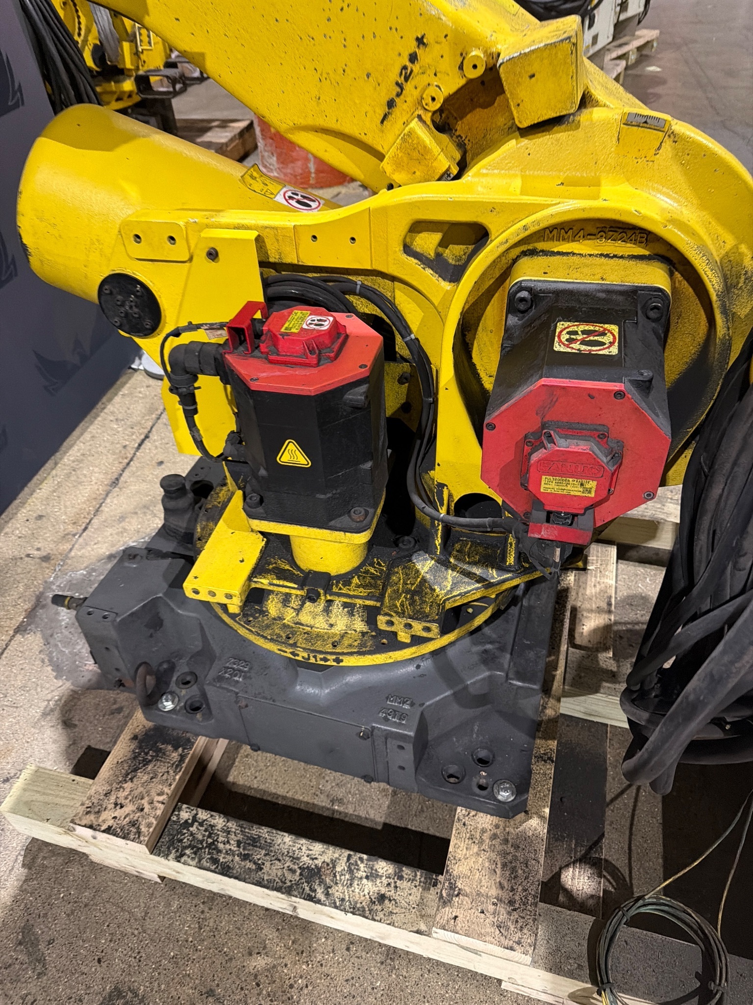 FANUC R-2000iB/210F Complete w/ R-30iB Controls USED 9