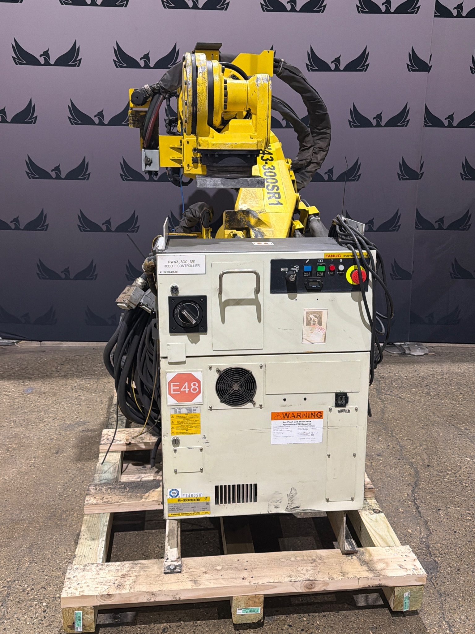 FANUC R-2000iB/210F Complete w/ R-30iB Controls USED 0