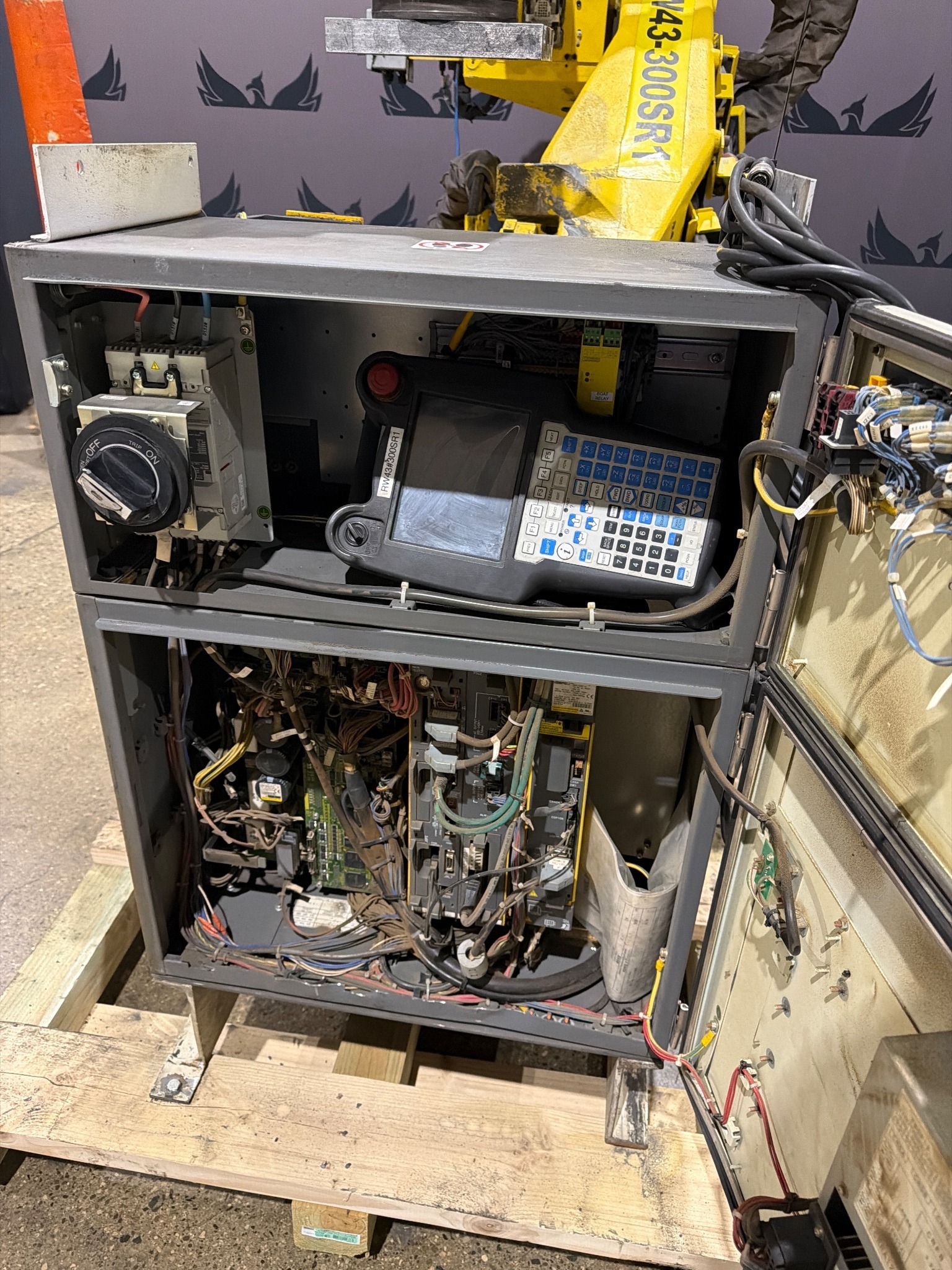 FANUC R-2000iB/210F Complete w/ R-30iB Controls USED 5