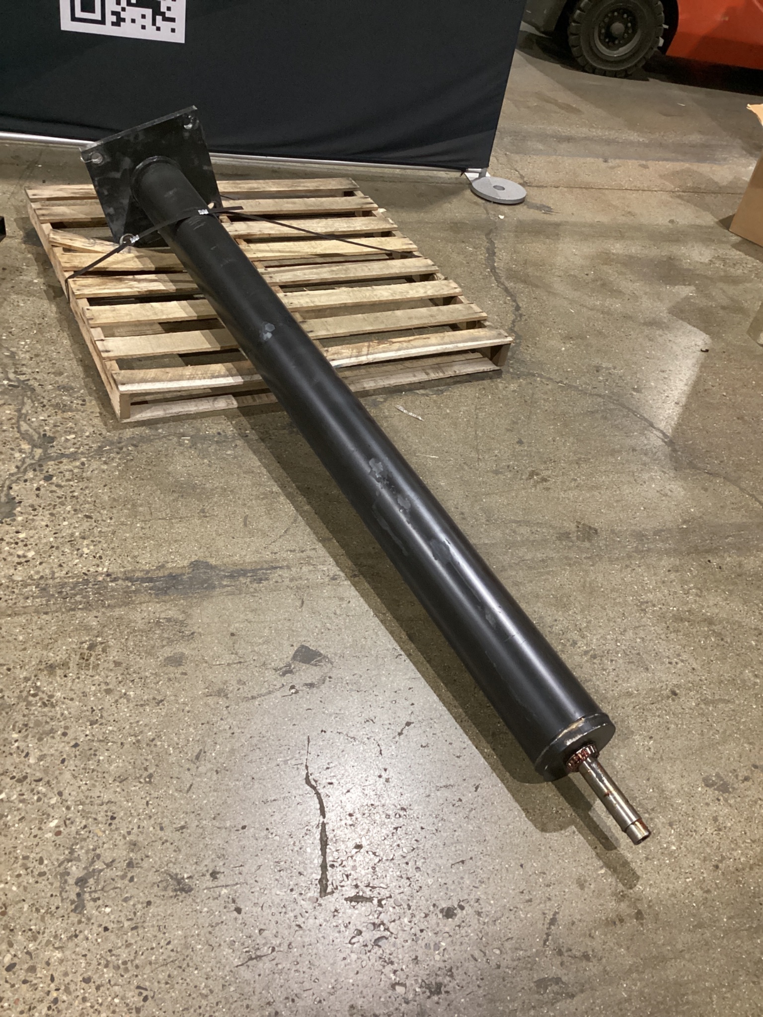 GORBEL SS-99003 JIB CRANE 250 LB CAPACITY WITH CHAIN HOIST MN: 030/63 USED 1