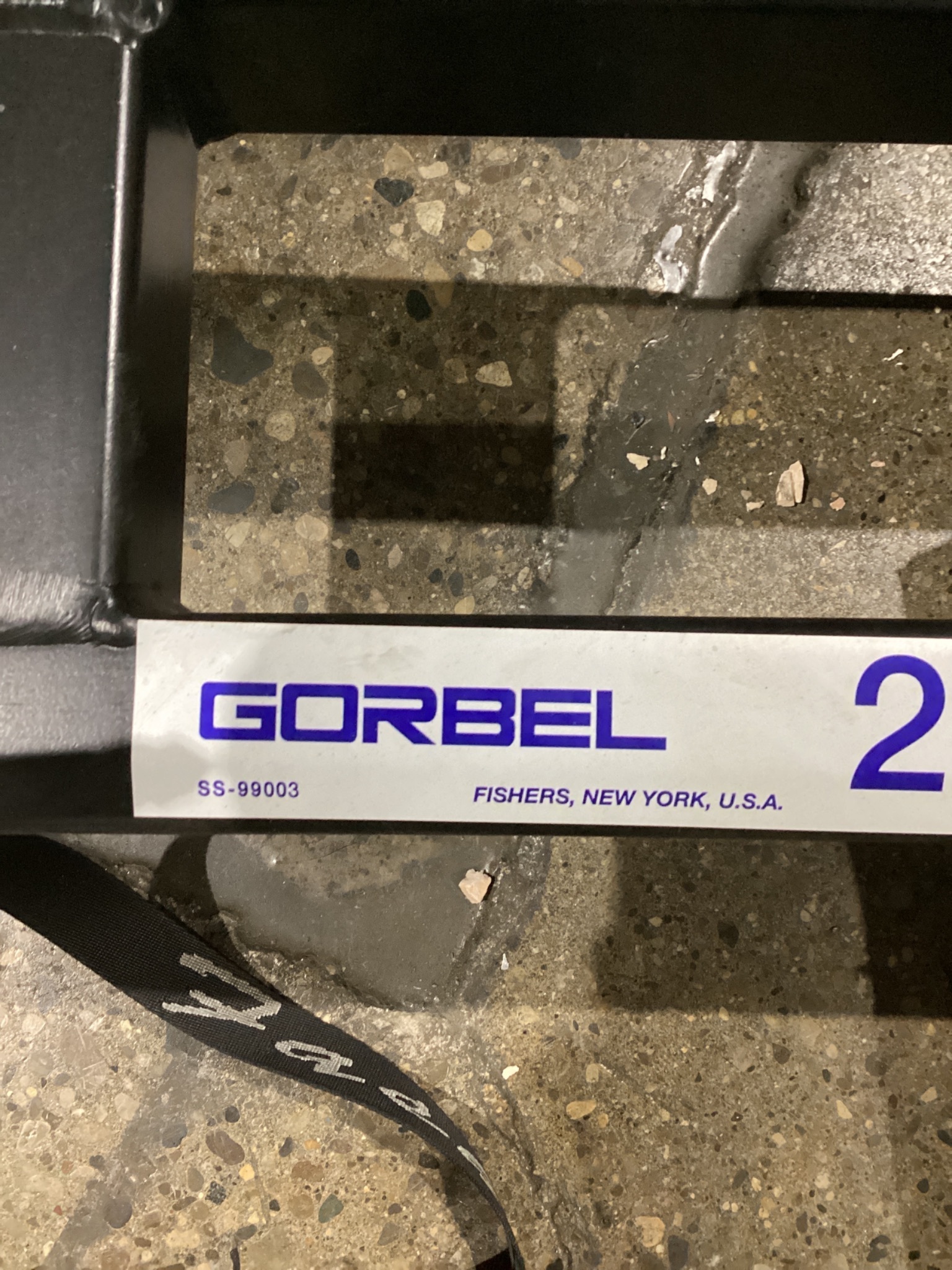 GORBEL SS-99003 JIB CRANE 250 LB CAPACITY WITH CHAIN HOIST MN: 030/63 USED 5