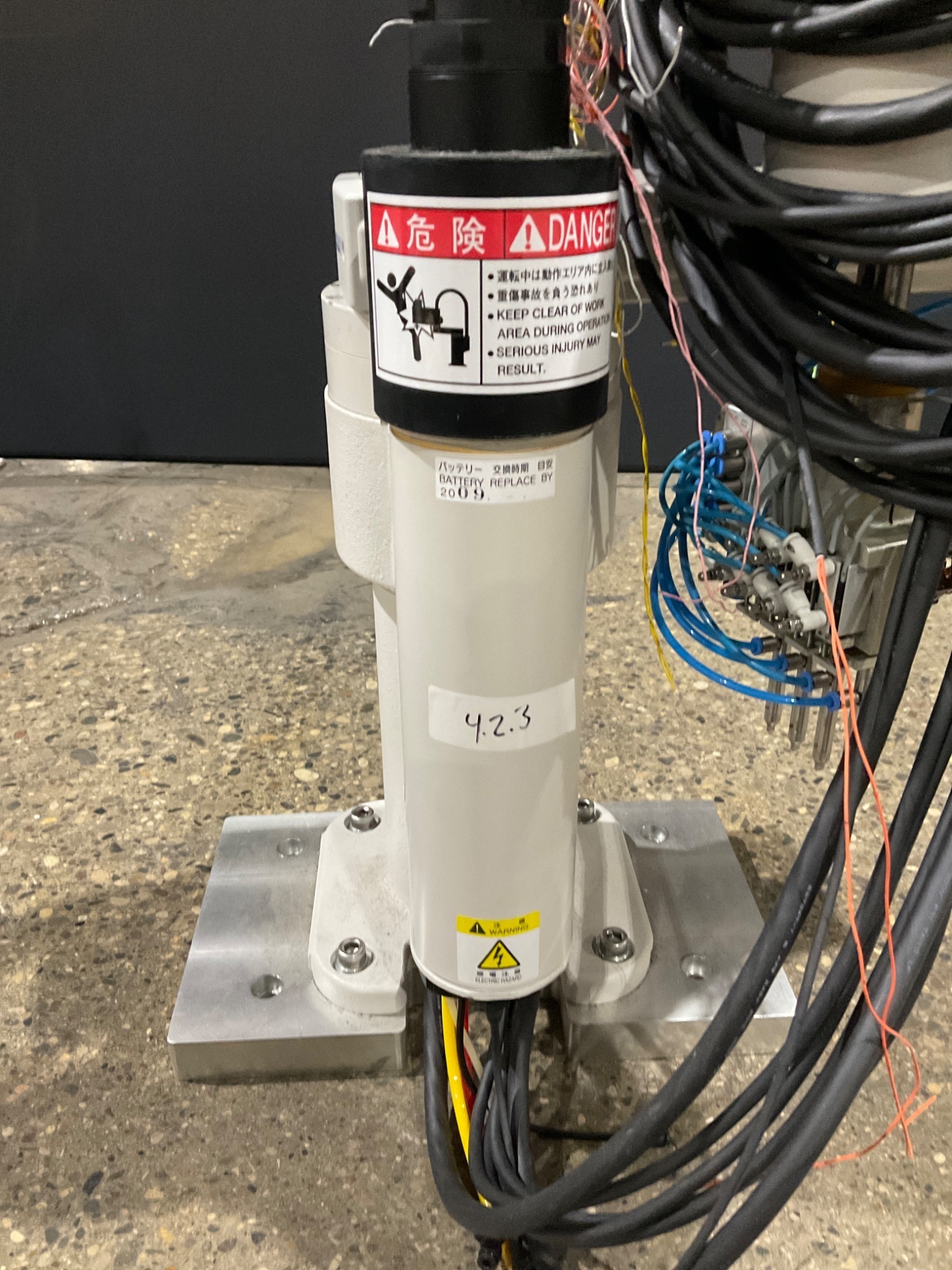 IAI IX-NNN6020-5L-T1 ROTARY ACTUATOR W/ CSEL-KX-MNN6020-DV-P1EE CONTROLLER USED 6