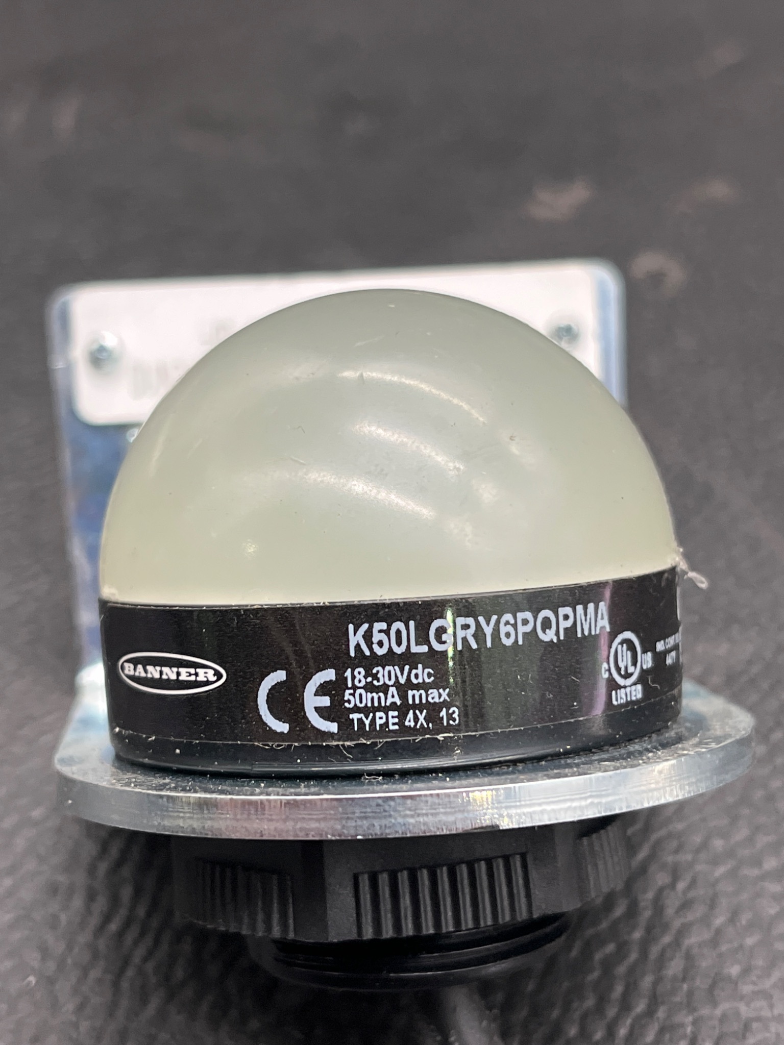 BANNER K50LGRY6PQPMA 50mm Multi-Color LED Indicator USED 2