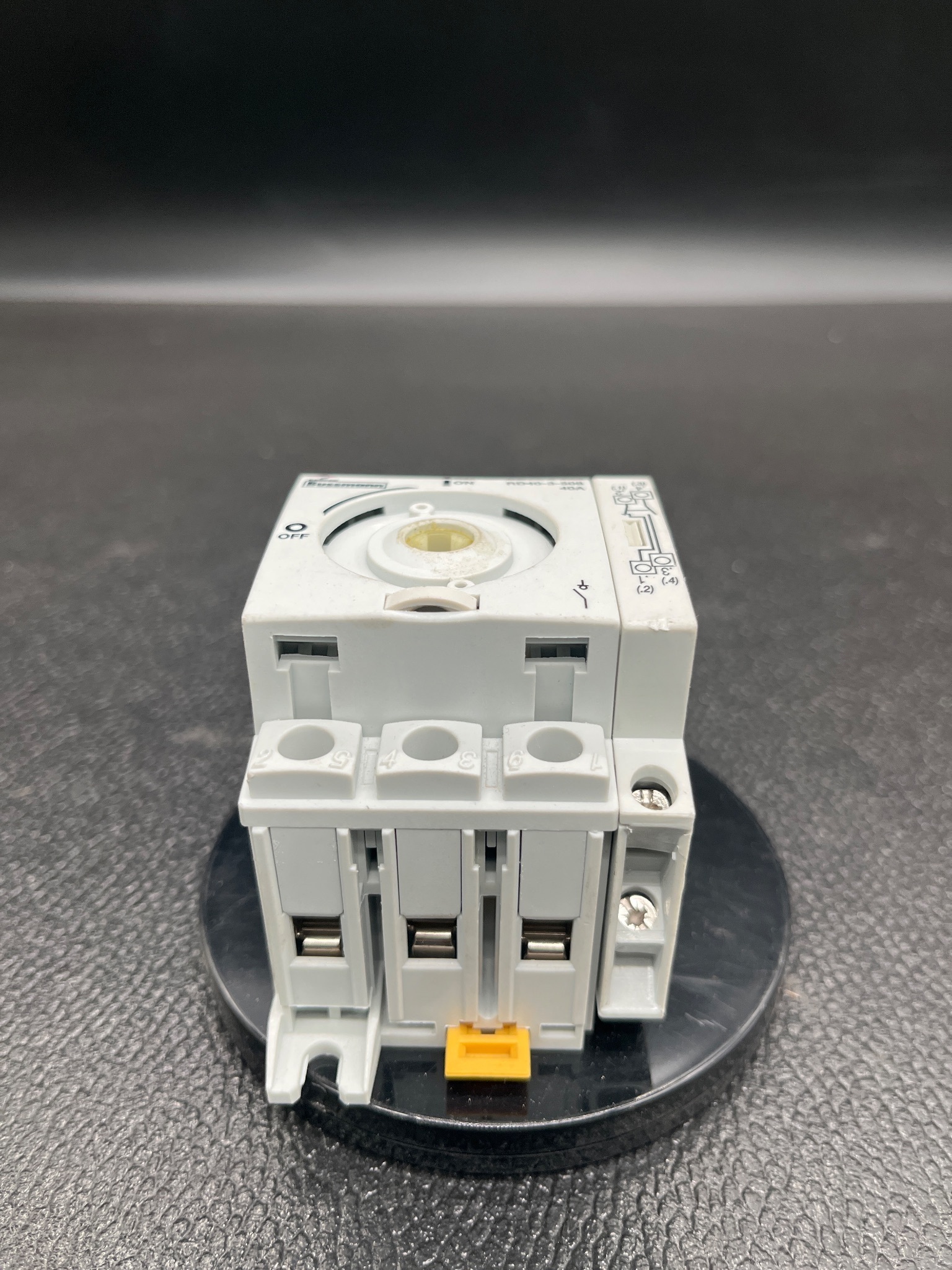 COOPER BUSSMANN RD40-3-508 Disconnect Switch USED 1