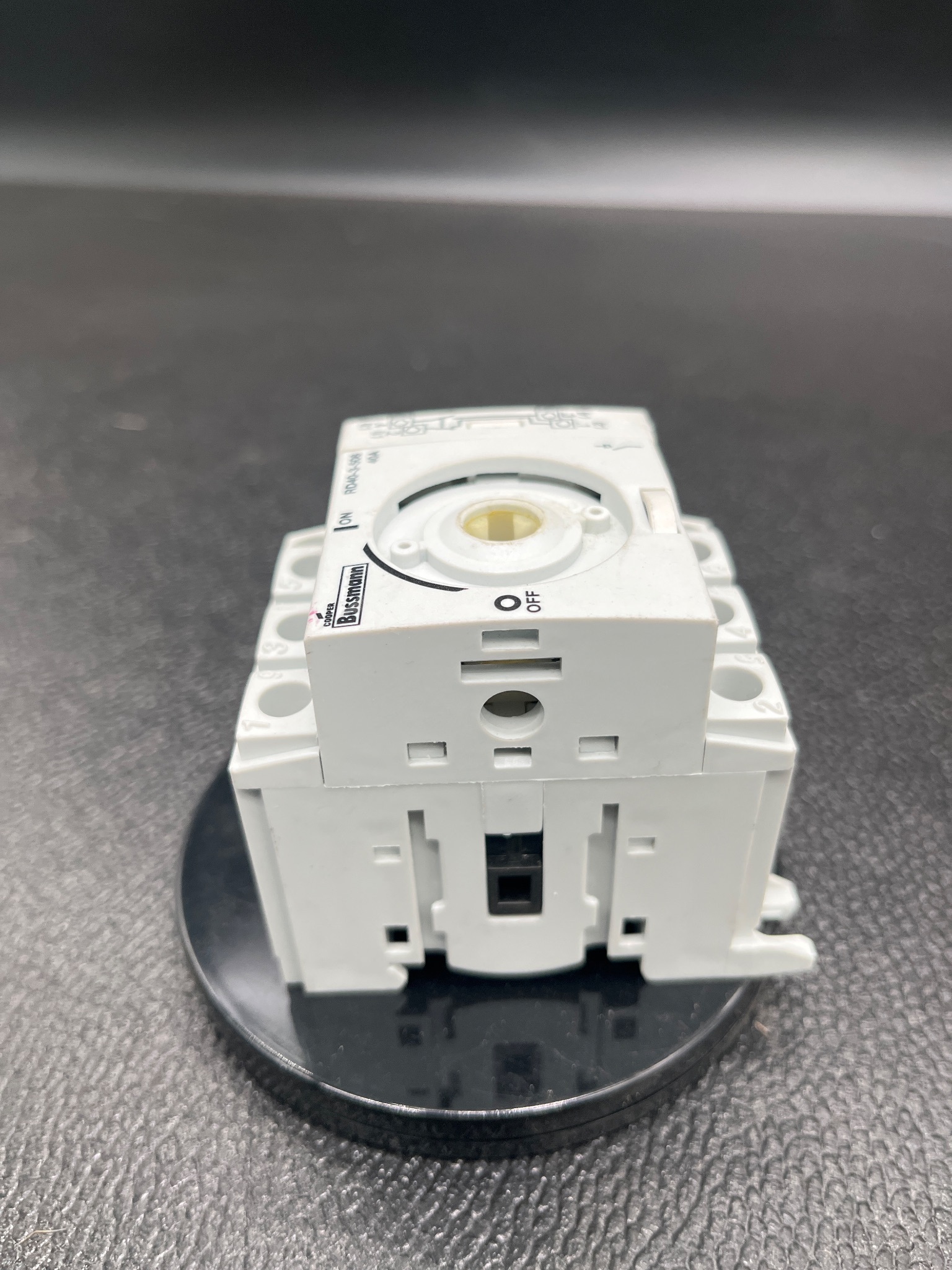 COOPER BUSSMANN RD40-3-508 Disconnect Switch USED 4